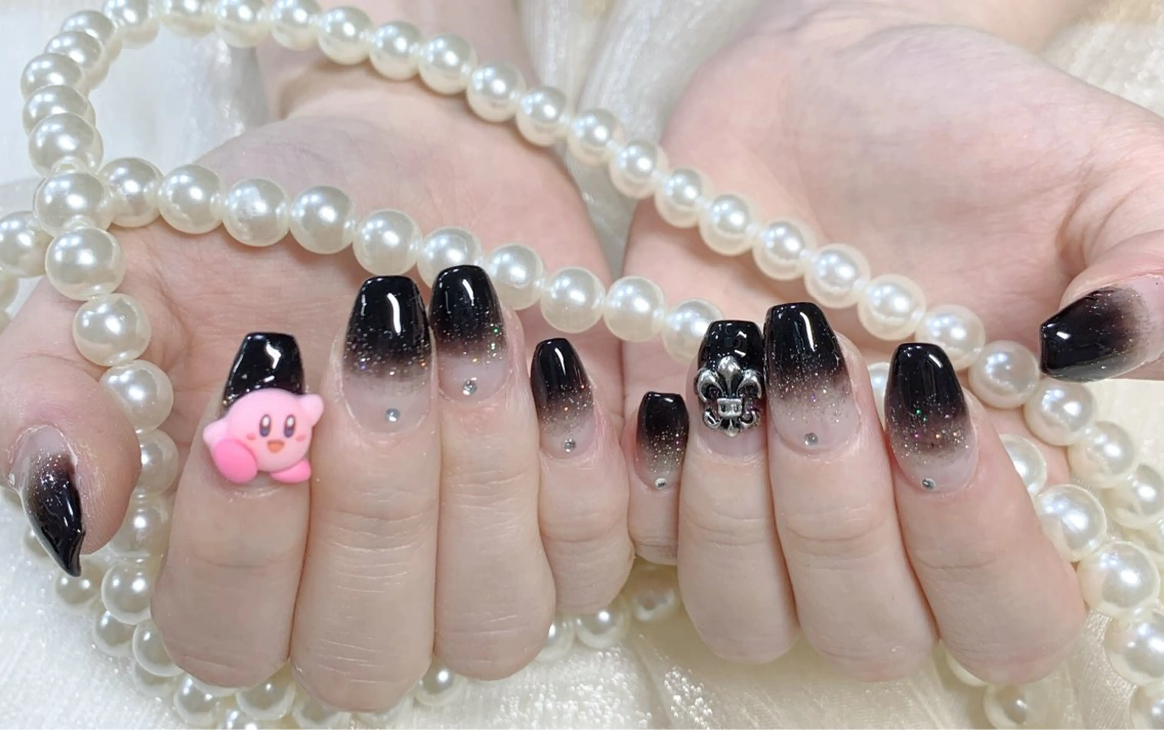 ネイル グラデーション シンプルネイル mira-cle大濱美容アカデミー所属・AI NAのネイルデザイン