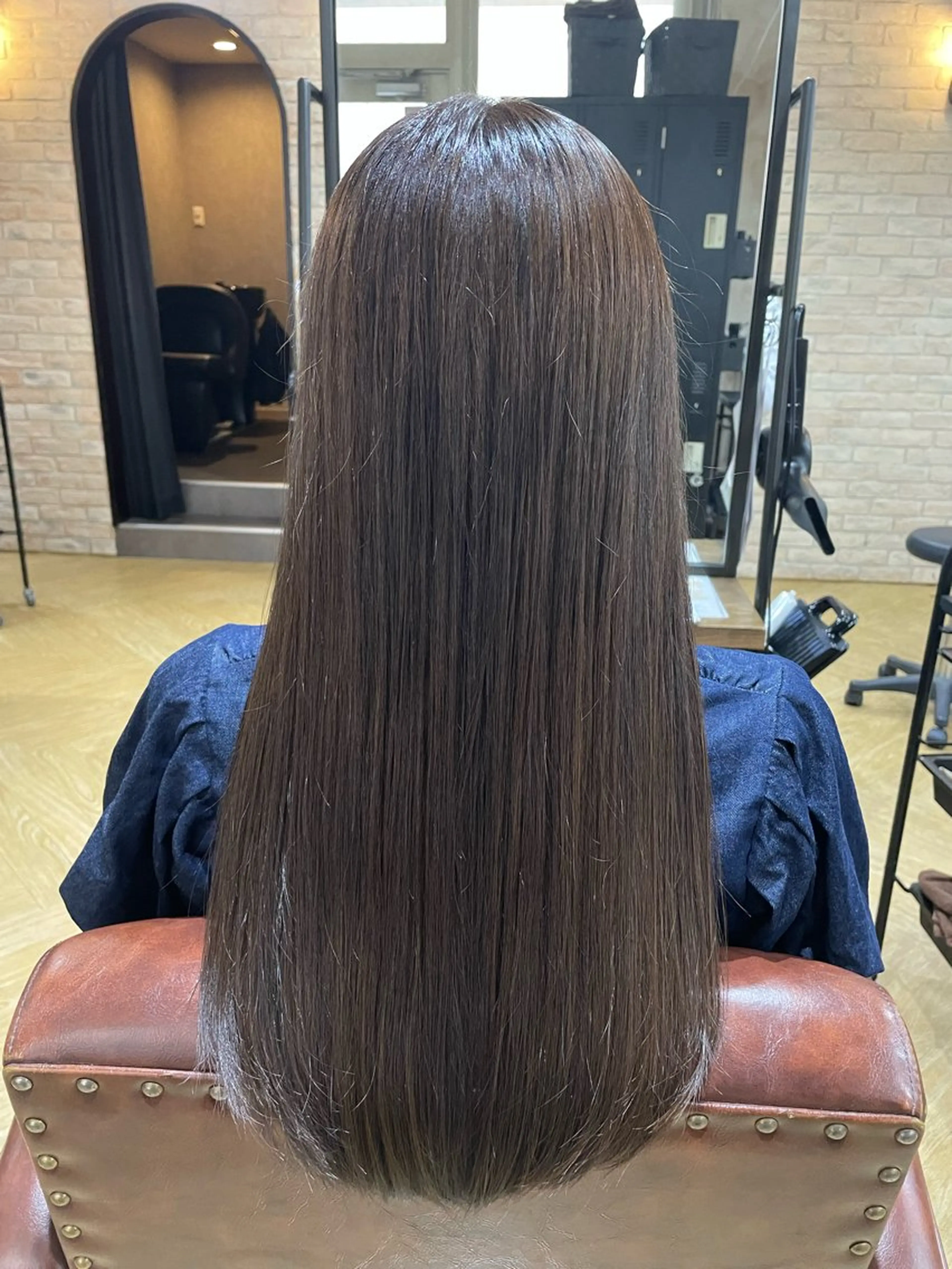 カラー アッシュ バイオレットカラー MIKU ナチュラルヘア✂️✨のヘアスタイル