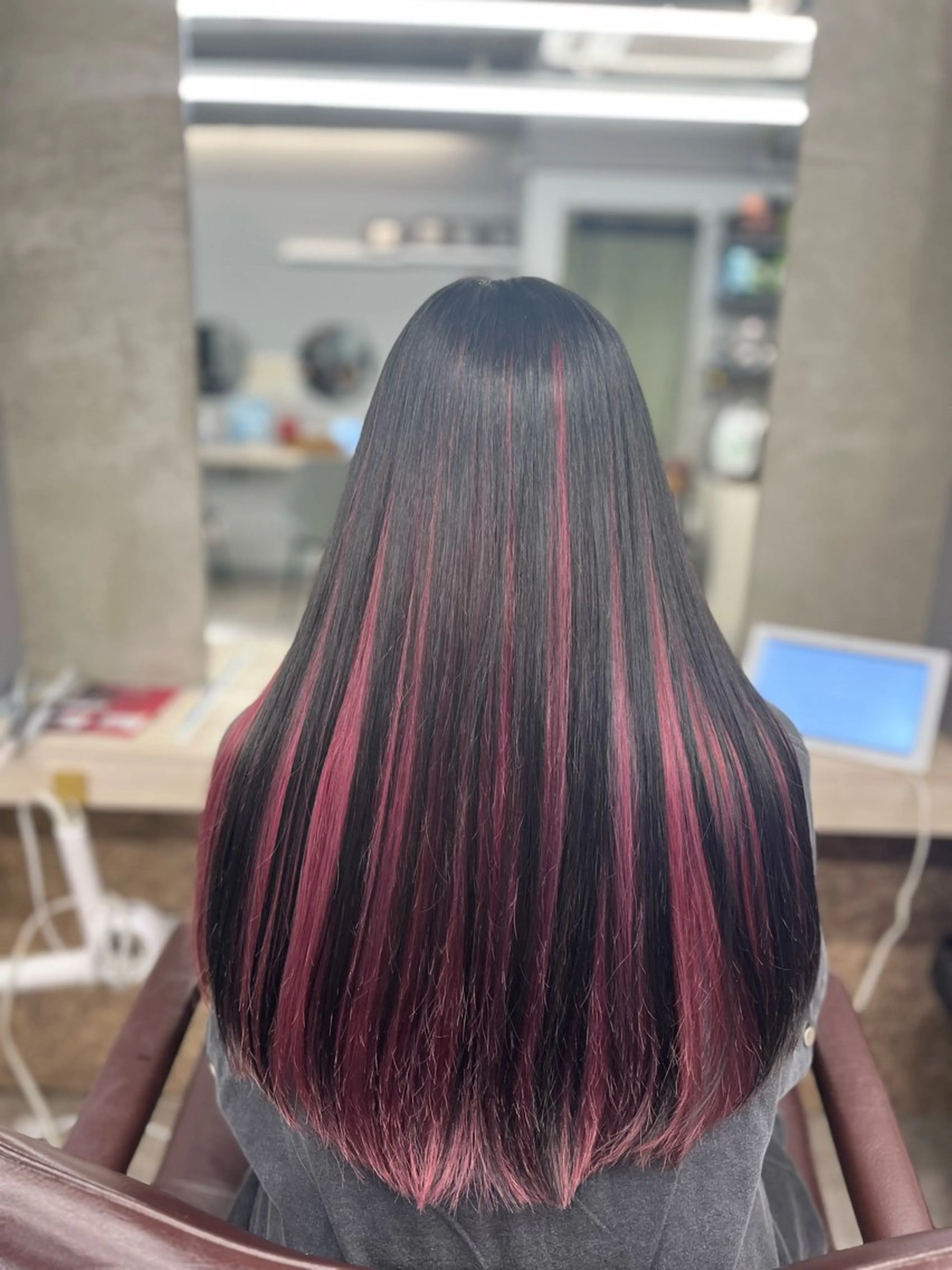 ロング カラー カット ヘアカラー トリートメント 🖤 tsubura🖤のヘアスタイル