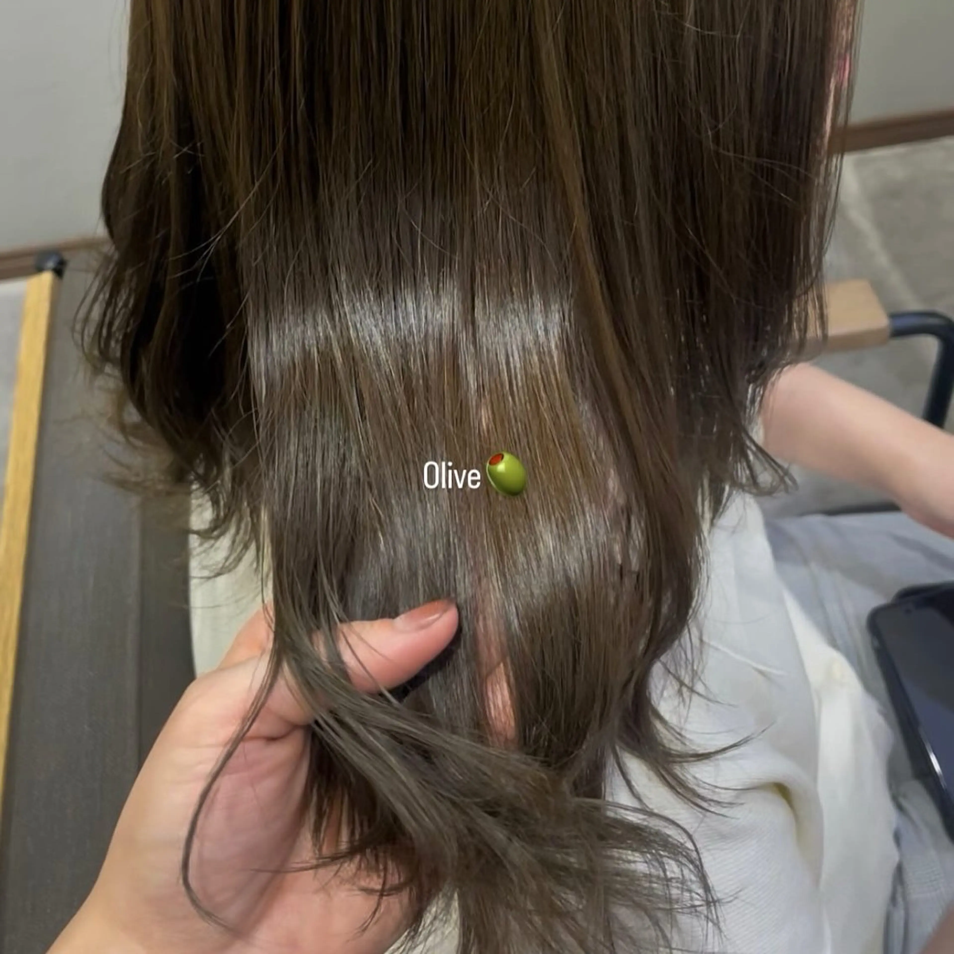 ミディアム カラー ブリーチ 透明感カラー ブリーチなしカラー ヘアカラー Anfin所属・サクマ マナミ🎀のヘアスタイル