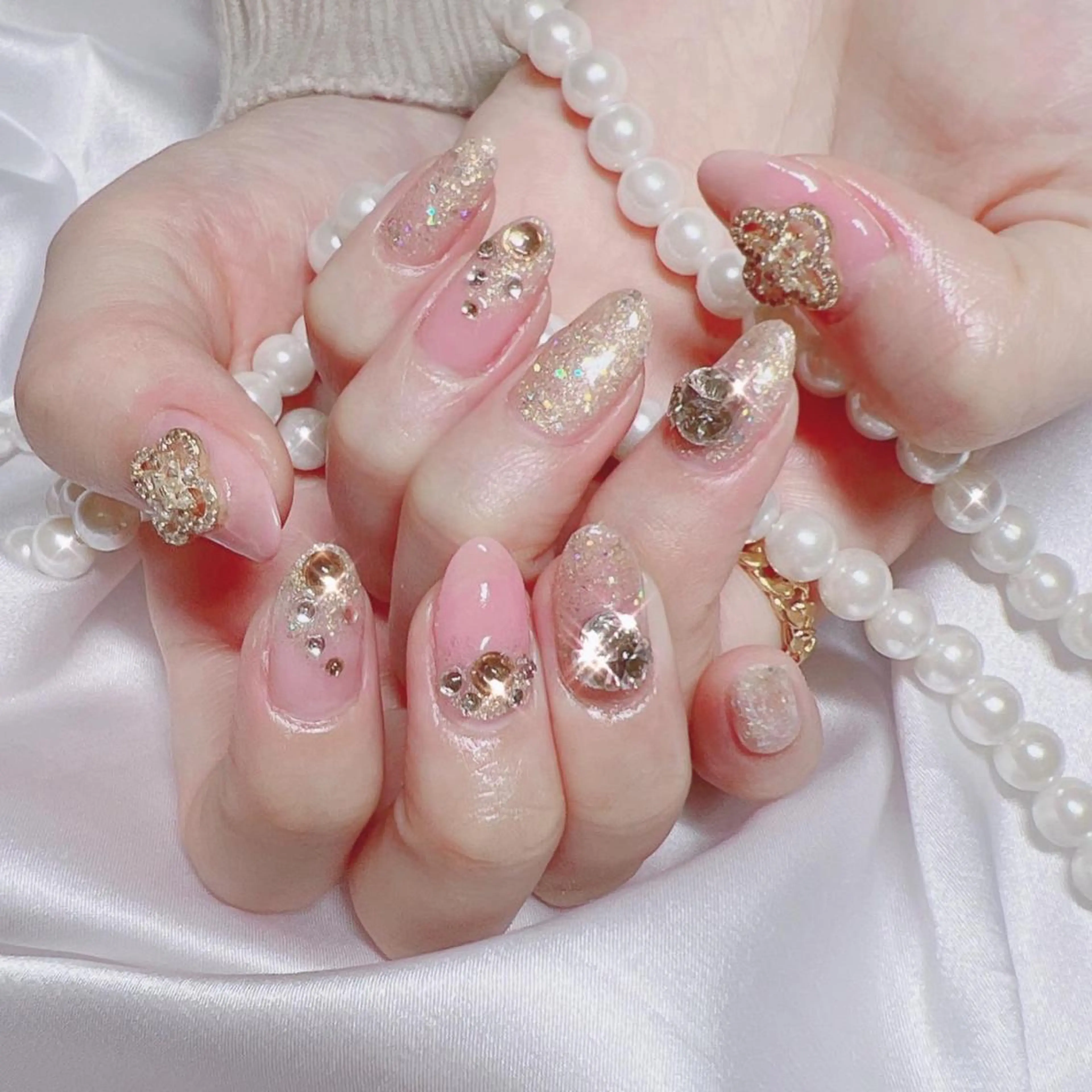 ネイル オーロラネイル フットネイル フレンチネイル ジェルネイル 韓国ネイル ハンドネイル ハンドケア EN nailsalon所属・【ENサロン】 Rei🎀Nailのネイルデザイン