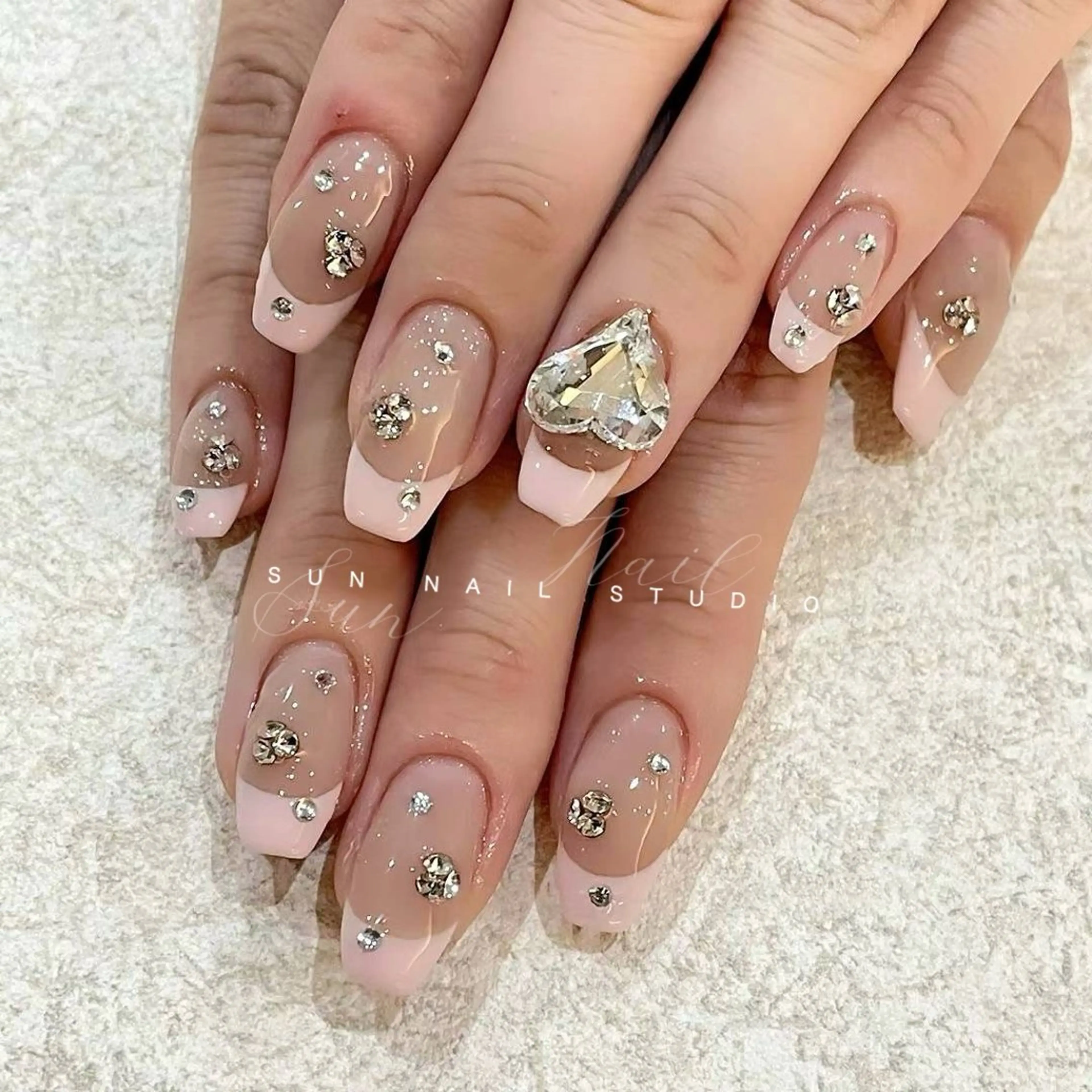 ネイル ハンドネイル ハンドケア SUN nail上本町のネイルデザイン