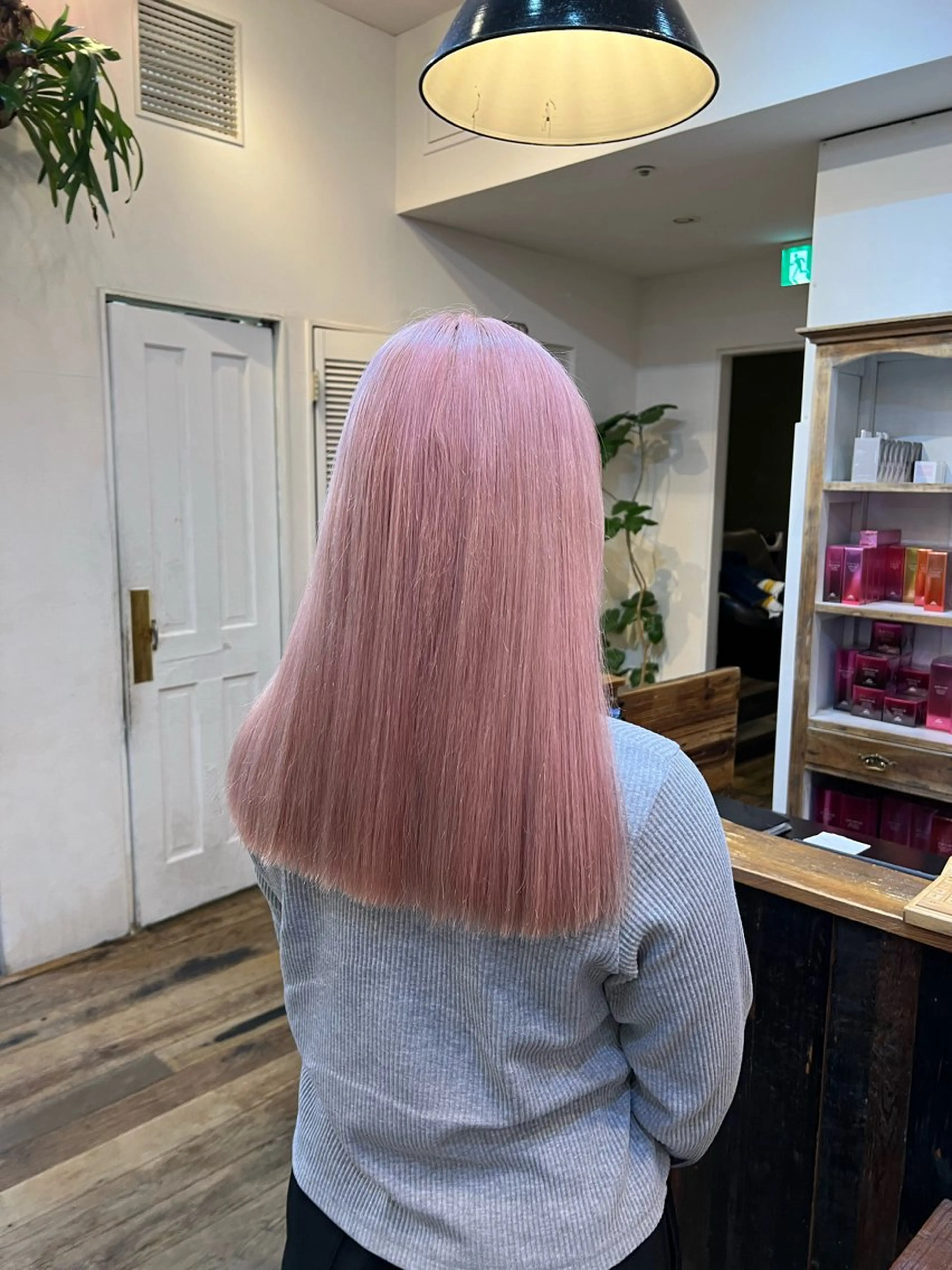 プレミアムケアWカラー🩵🩷ﾌﾞﾘｰﾁ有り👱🏻‍♀️の写真