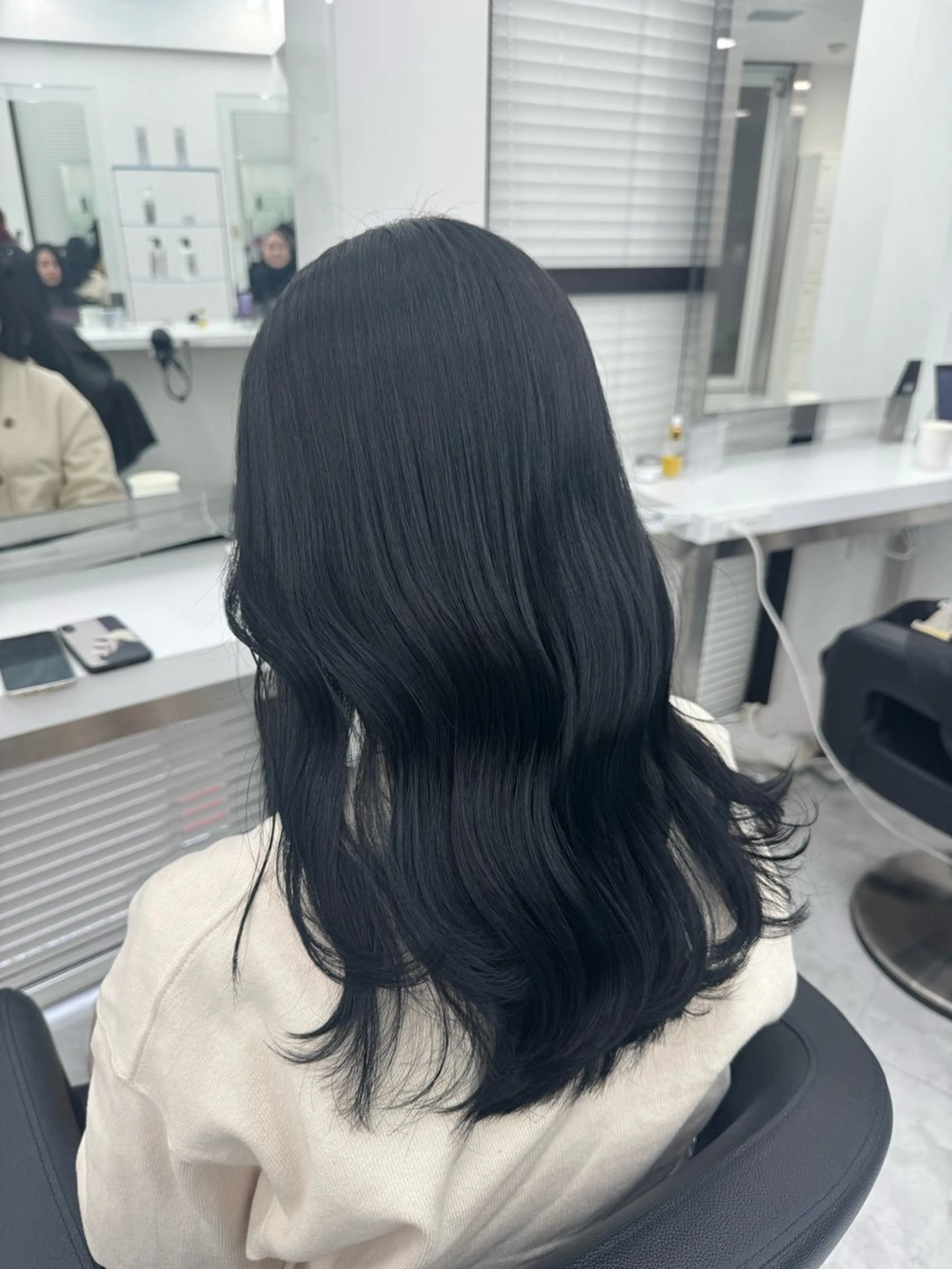 カラー noa🫧ナチュラル 艶感🏹グレージュのヘアスタイル