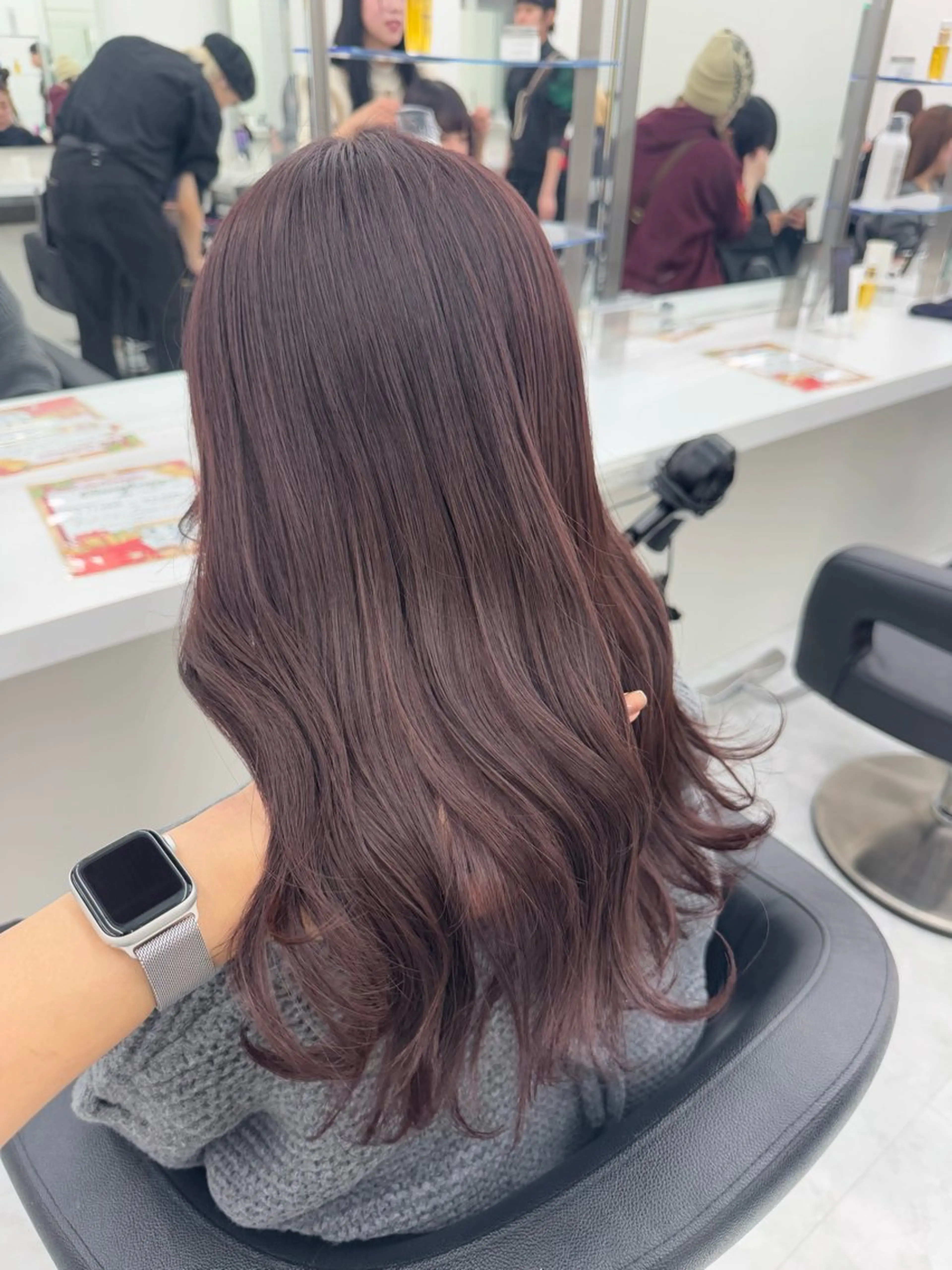 カラー noa🫧ナチュラル 艶感🏹グレージュのヘアスタイル