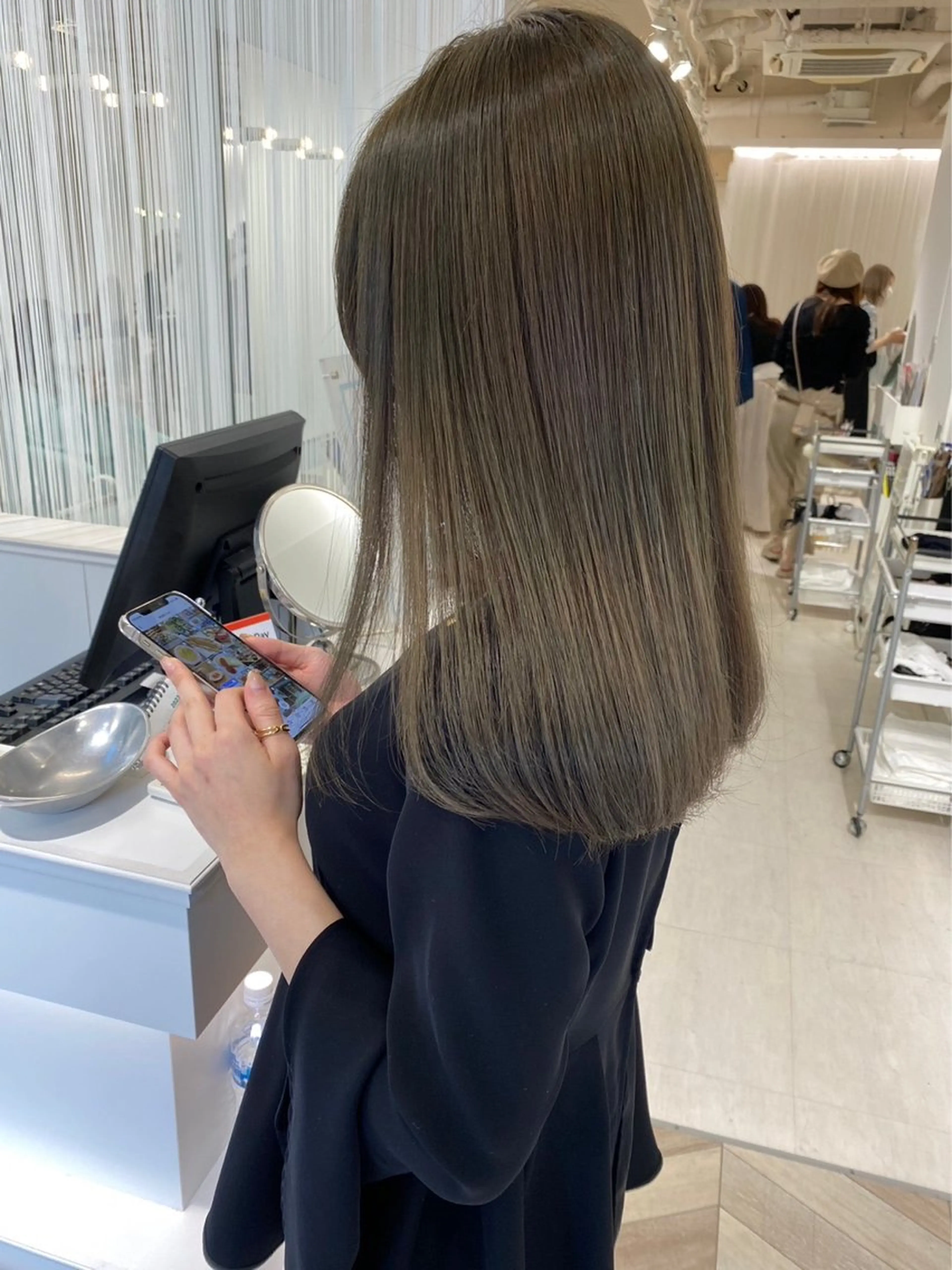 カラー ParveMix 🌝🫧山本 玲南のヘアスタイル