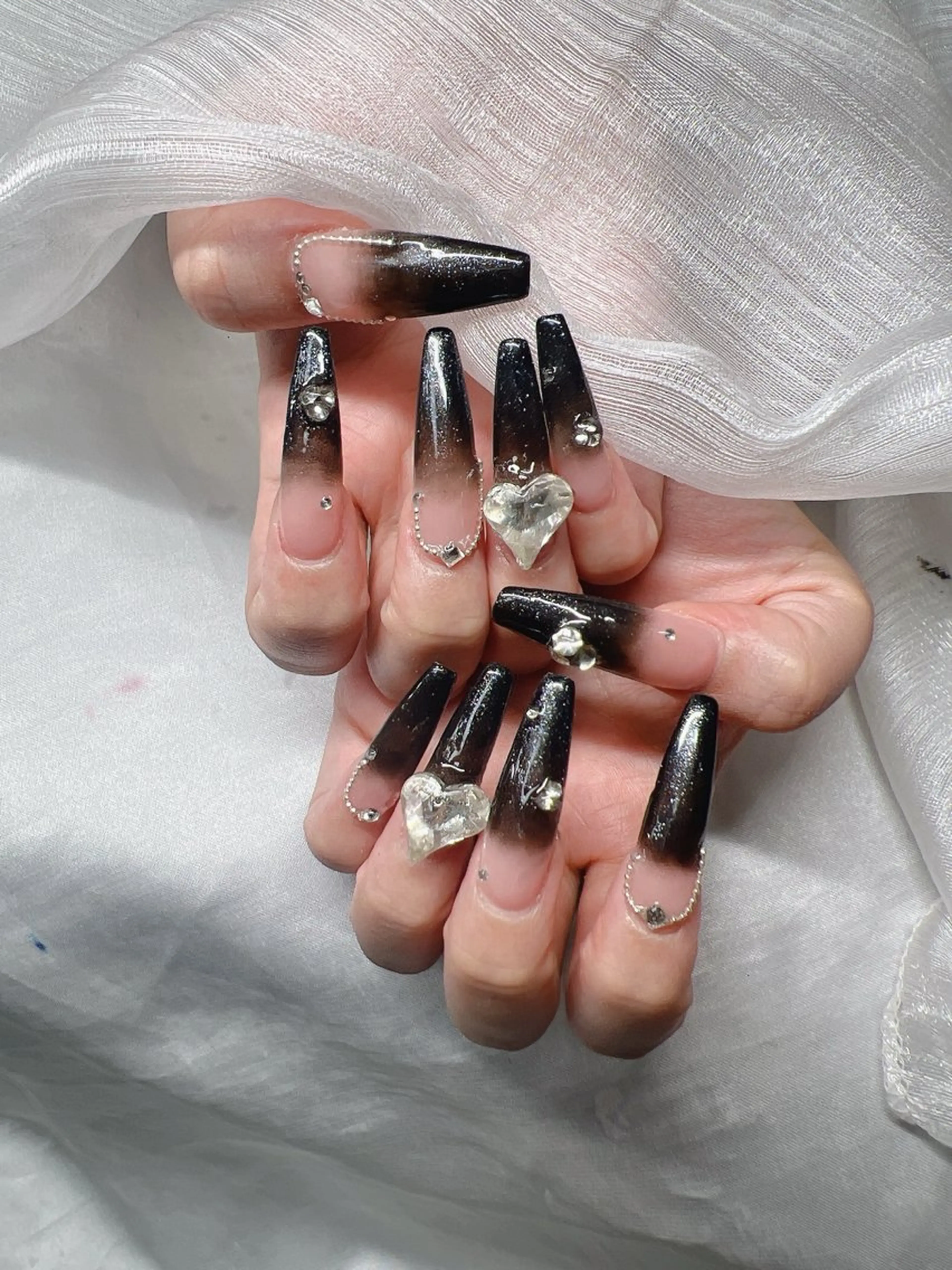 ネイル ハンドネイル Lee Nailsのネイルデザイン