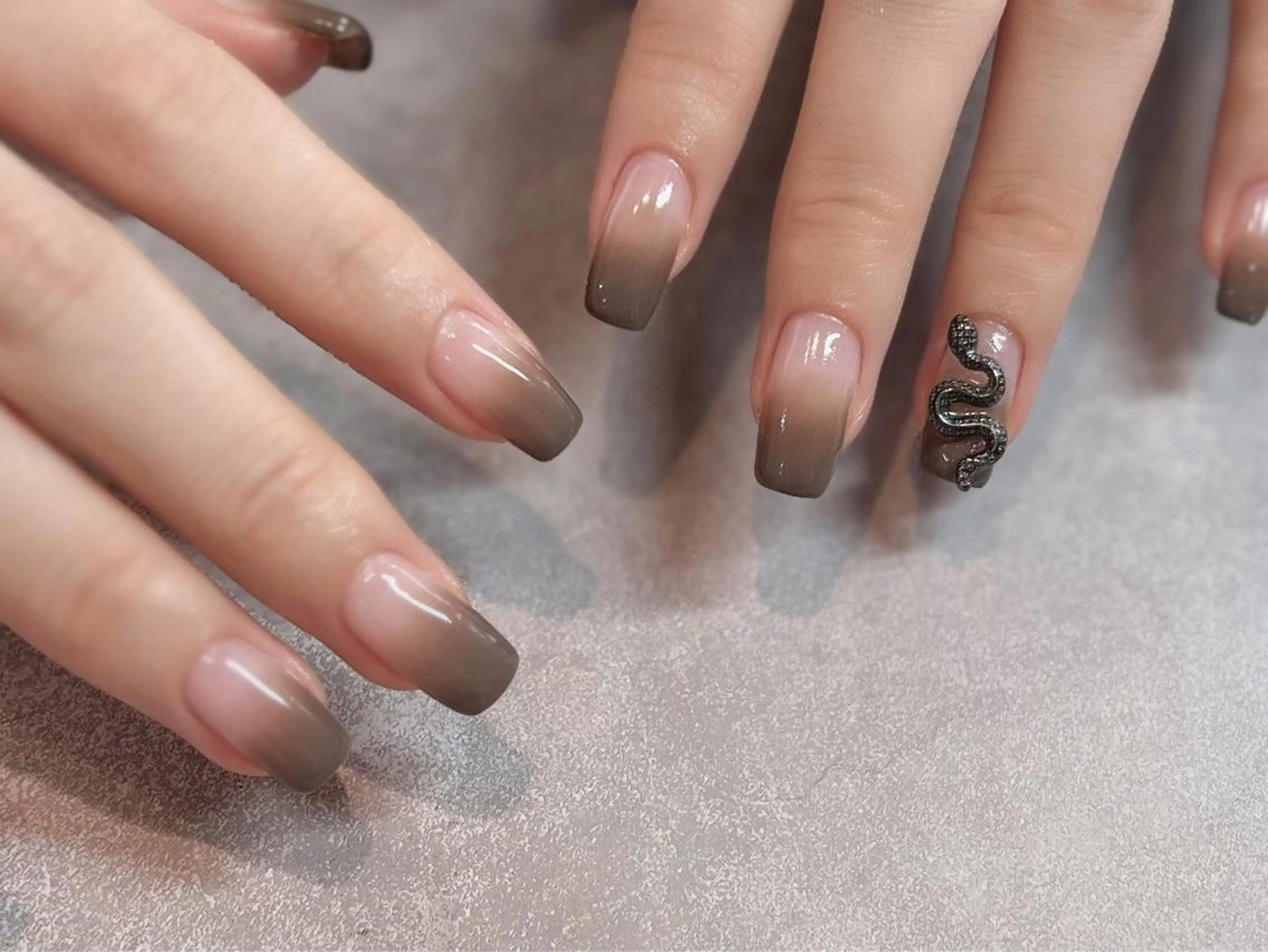 ネイル ハンドネイル Revia所属・Revia おおだちあやなのネイルデザイン