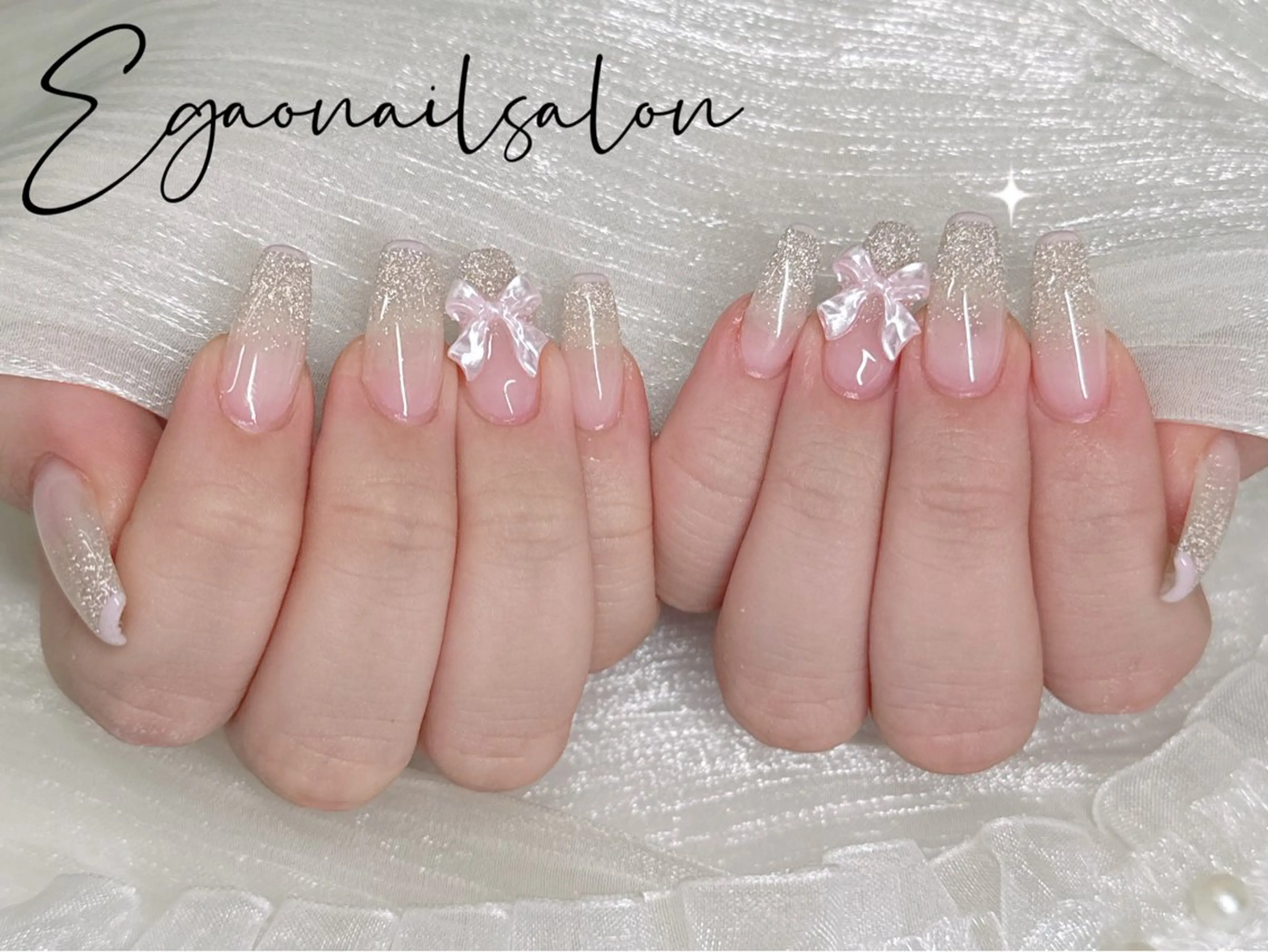 ネイル ゴールド グラデーション ラメ(グリッター) ラメグラデーション ピンク ハンドネイル Egao Nail Salonのネイルデザイン