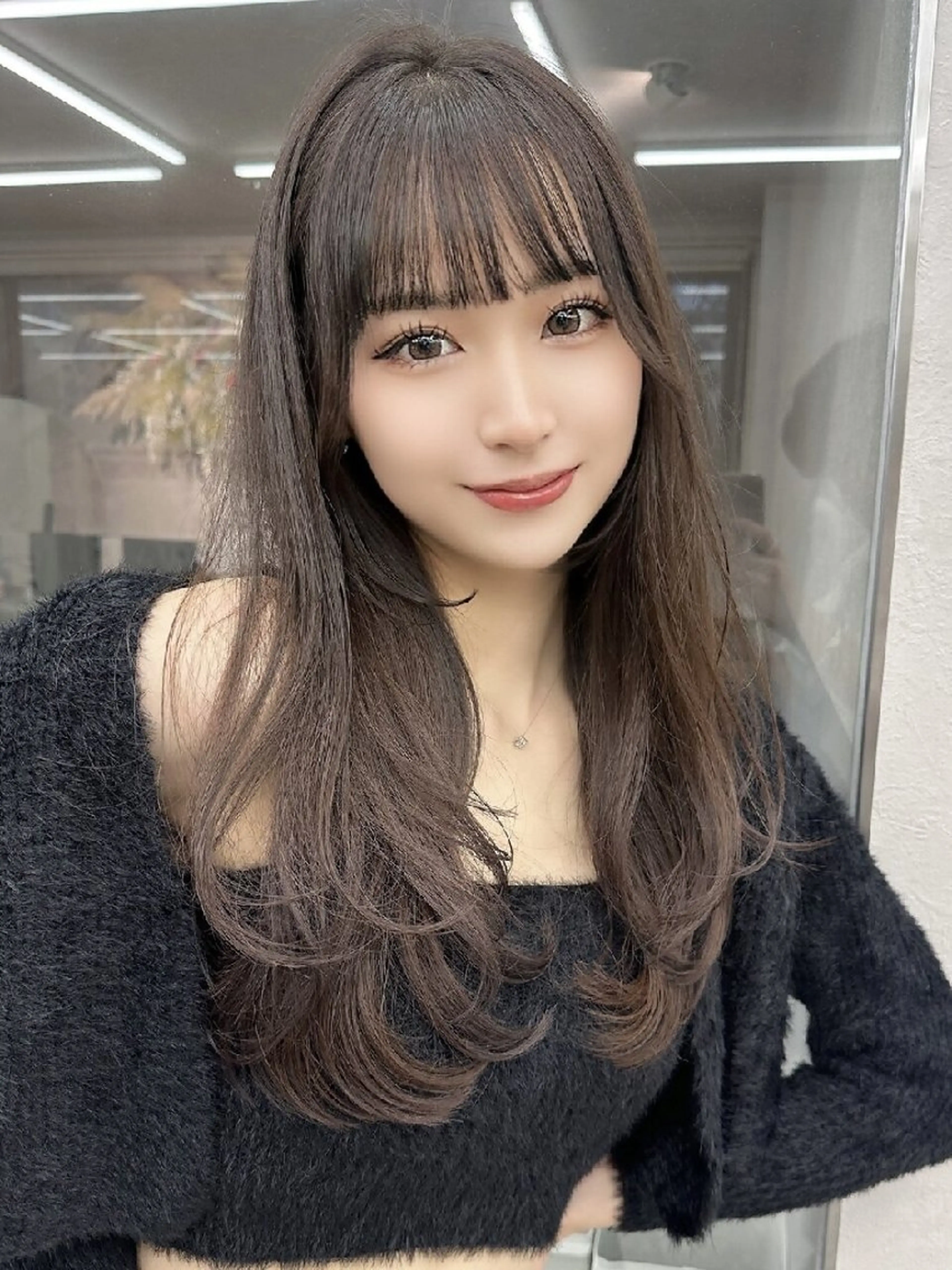 ロング カラー カット ヘアカラー トリートメント Lond Mirrorのヘアスタイル