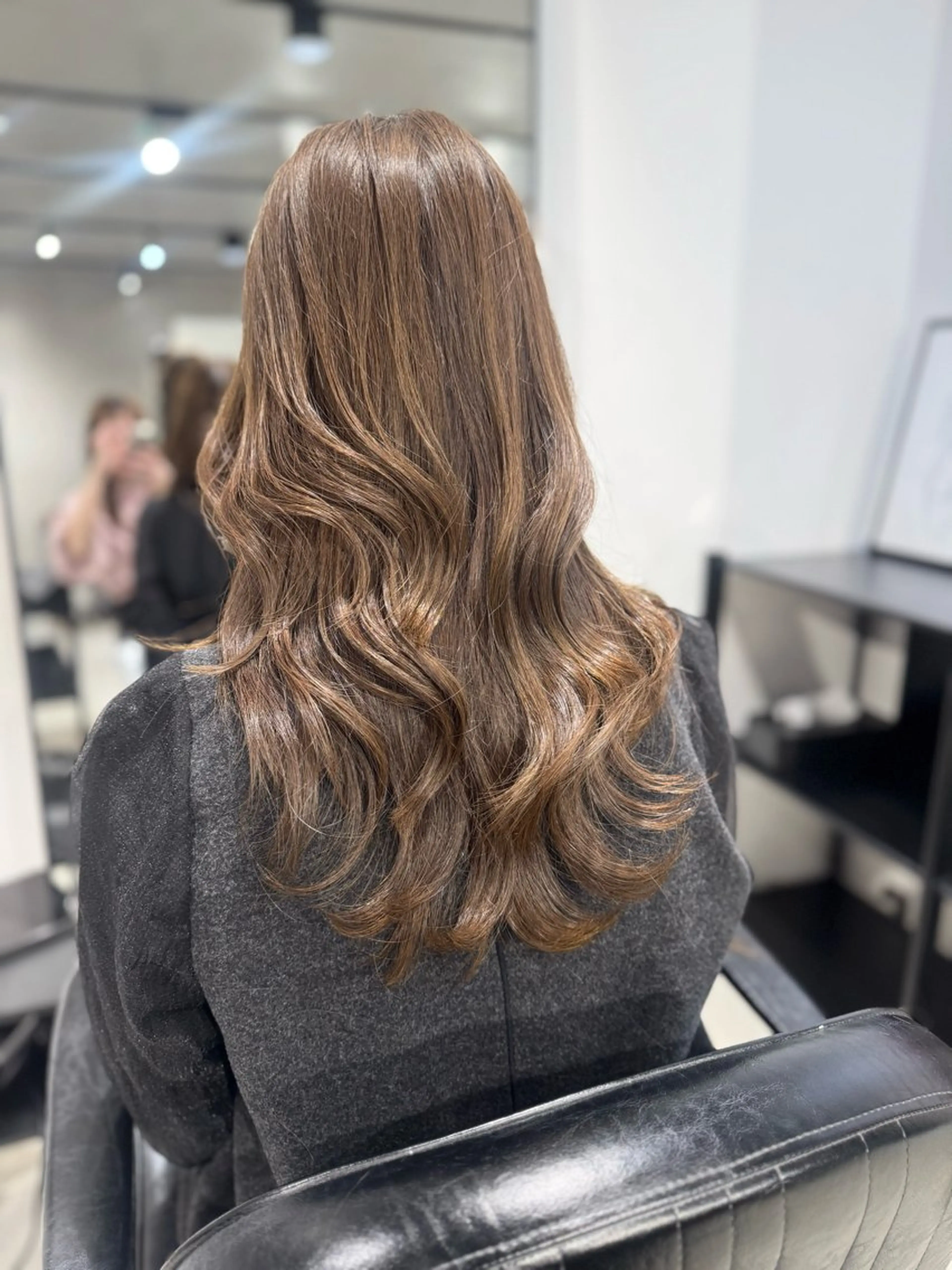 ロング カラー パーマ ヘアアレンジ カット ヘアカラー トリートメント ヘッドスパ ヘアセット 透明感/オリーブ/ グレージュ/YUKAのヘアスタイル