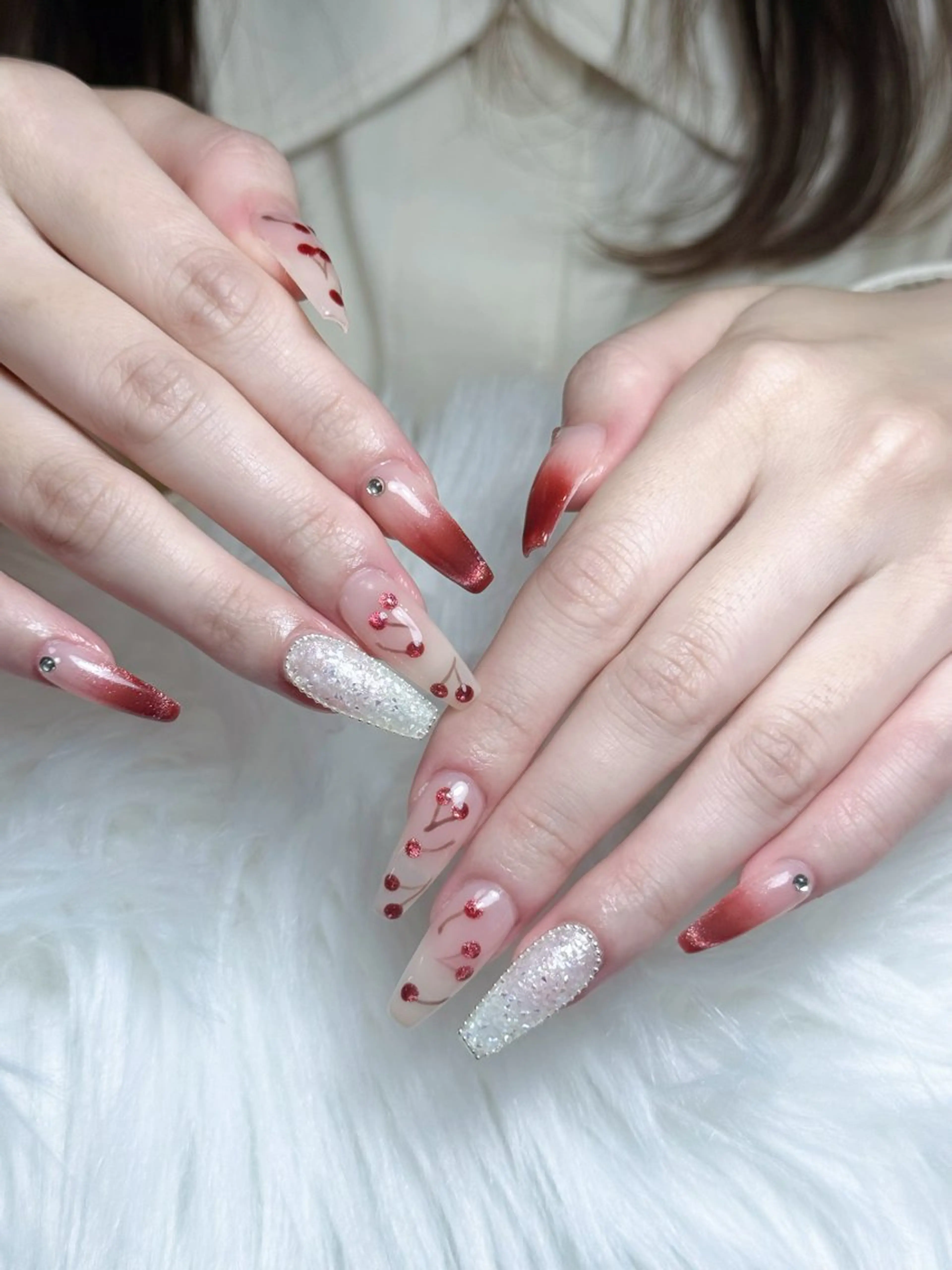 ネイル フレンチネイル ジェルネイル キラキラネイル 韓国ネイル マグネットネイル Julli nail studio所属・Julli NailStudioのネイルデザイン