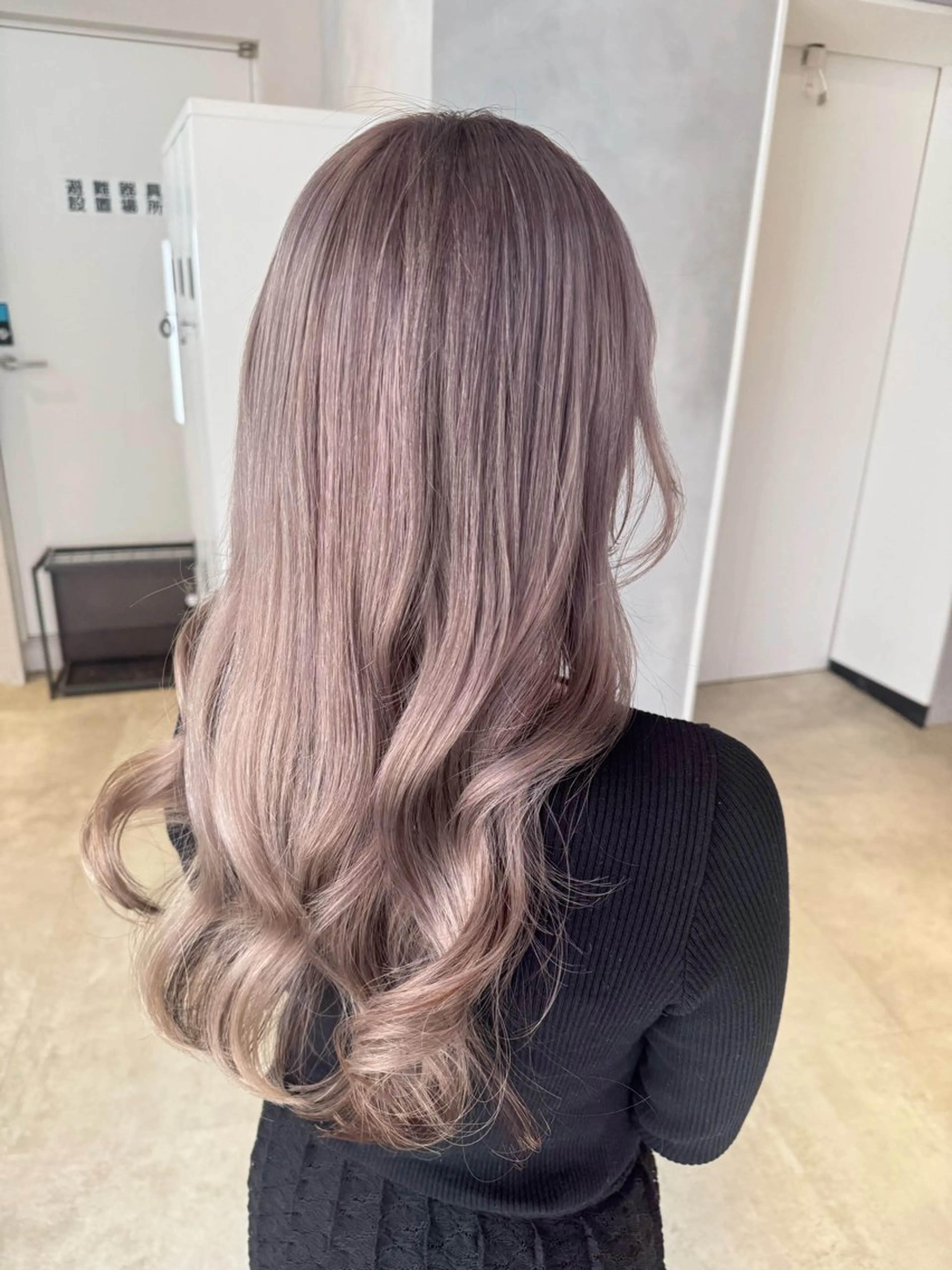 カラー グレージュ カット ヘアカラー トリートメント 透明感カラー✨艶髪 制作🌱山根あゆみのヘアスタイル