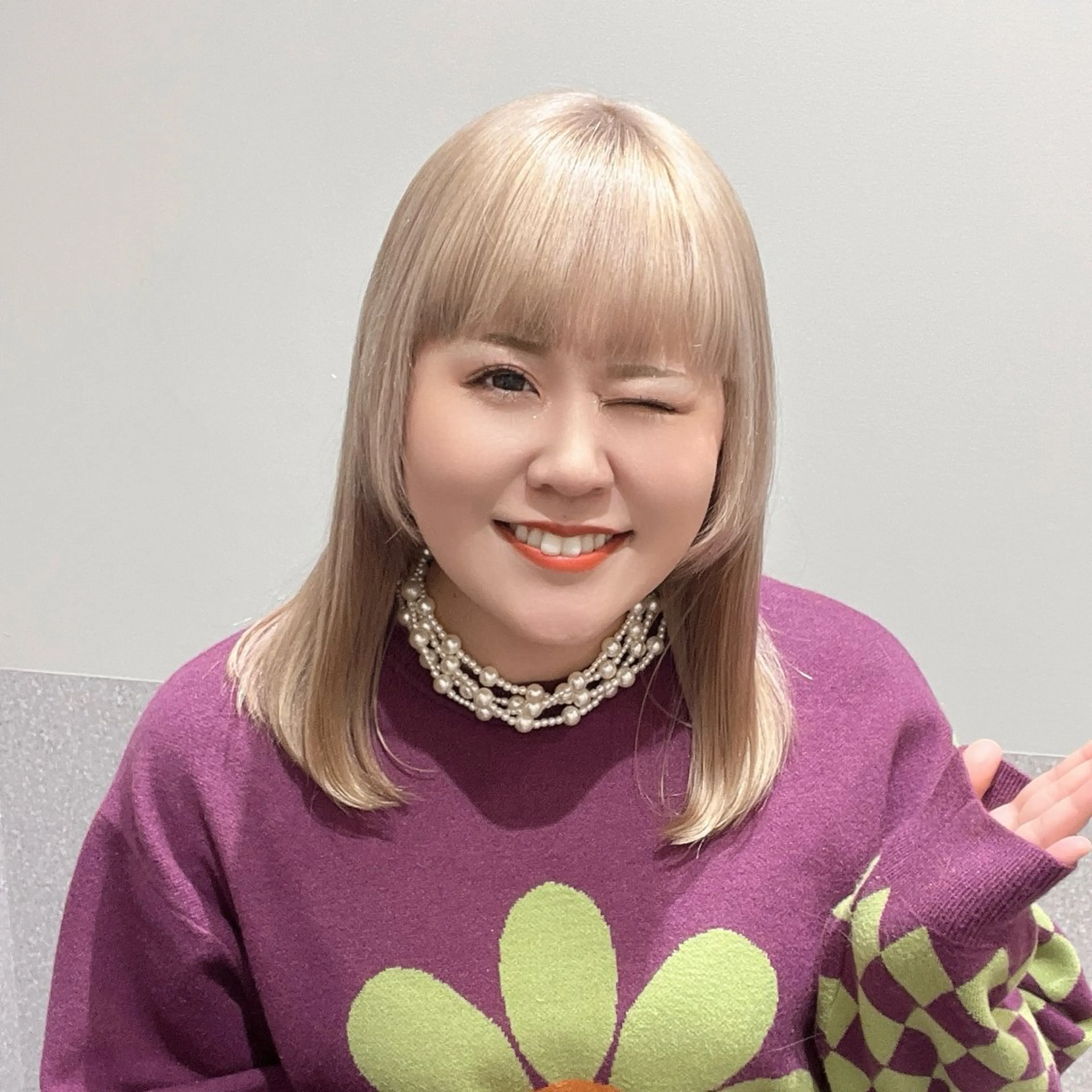 ミディアム カラー ヘアカラー 💖暖色・ハイトーン 🐈みおり💖のヘアスタイル