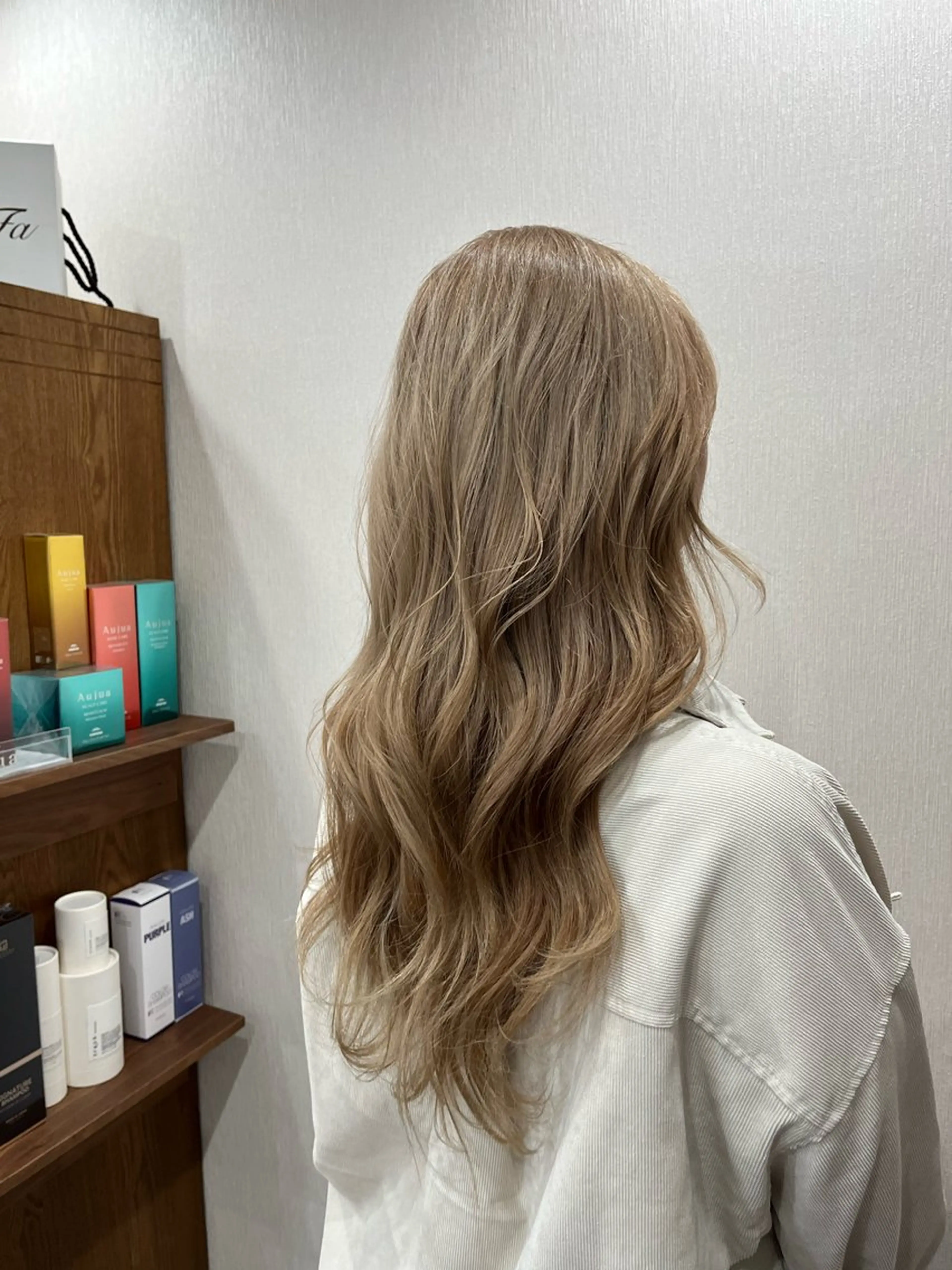 カラー ヘアカラー 江波戸 恵のヘアスタイル