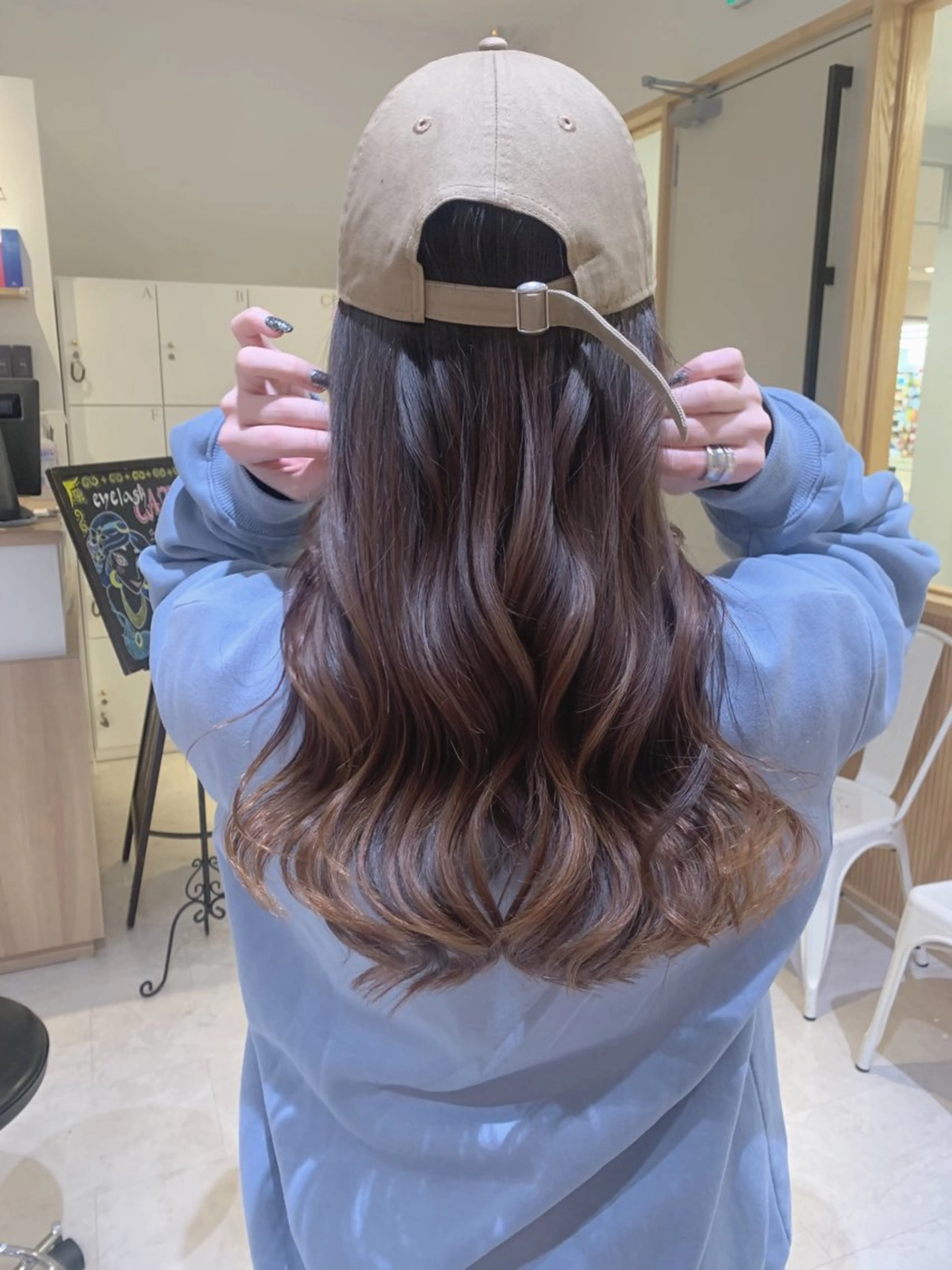 ロング パーマ カット パーマ トリートメント 髪質改善/赤み消し ブリーチなし心斎橋のヘアスタイル
