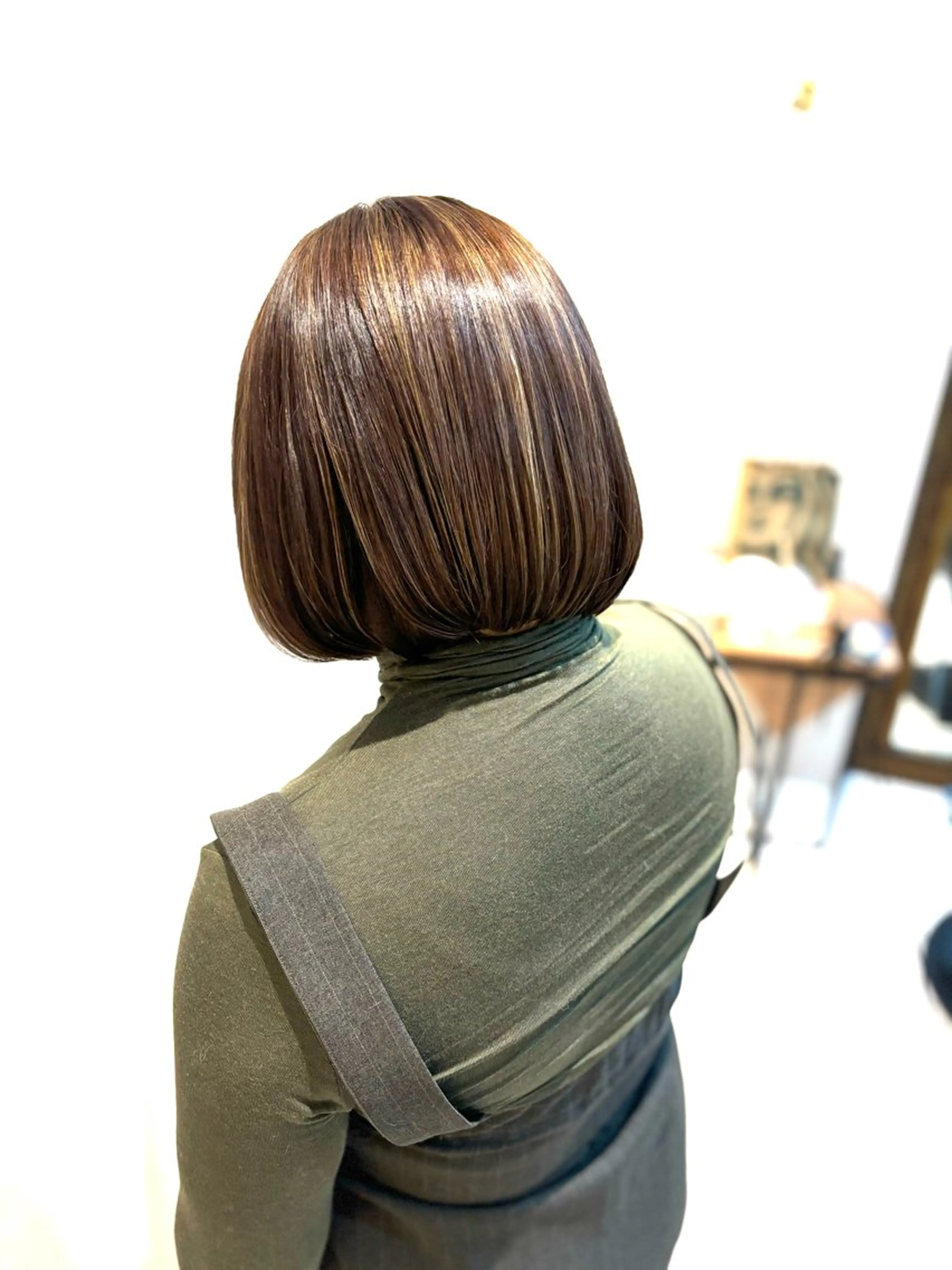 ショート 切りっぱなしボブ 前下がりボブ ボブ HARUKI  MINATO Japan広島紙屋町店所属・hmj紙屋町店 脊戸智志のヘアスタイル