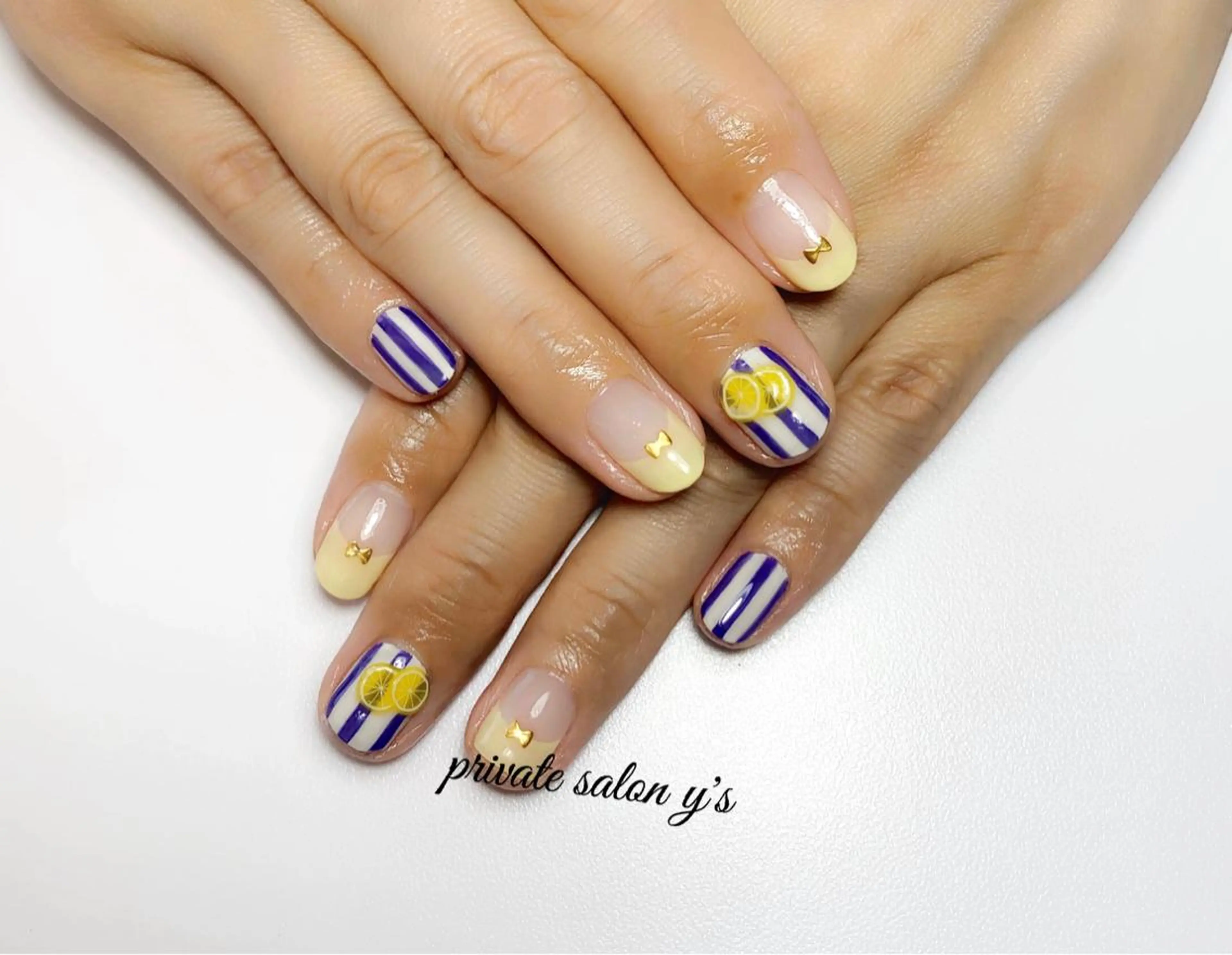 ネイル y' sのネイルデザイン