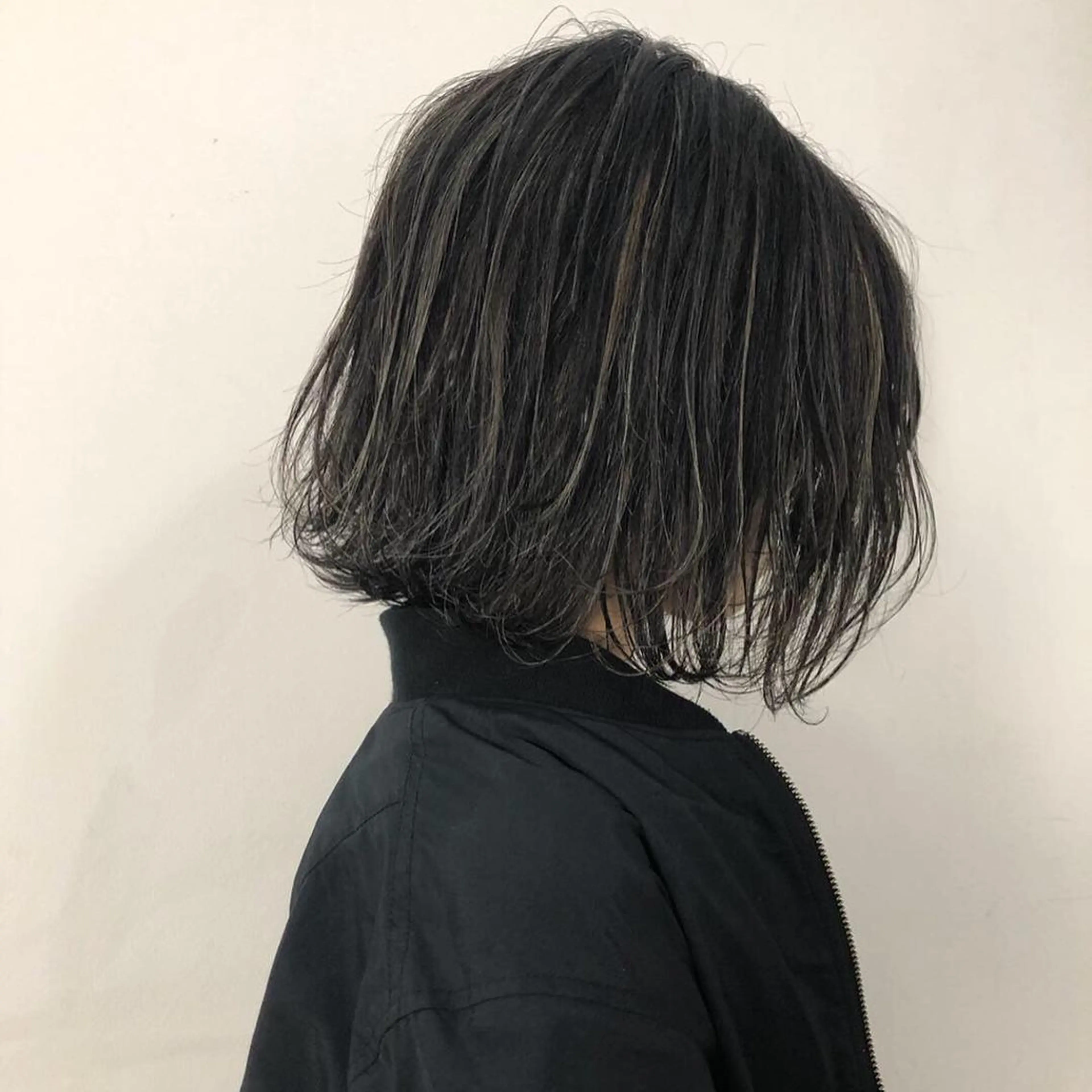 ショート カラー 透明感カラー ハイライトカラー ハイライト Tao所属・藤川 大智のヘアスタイル