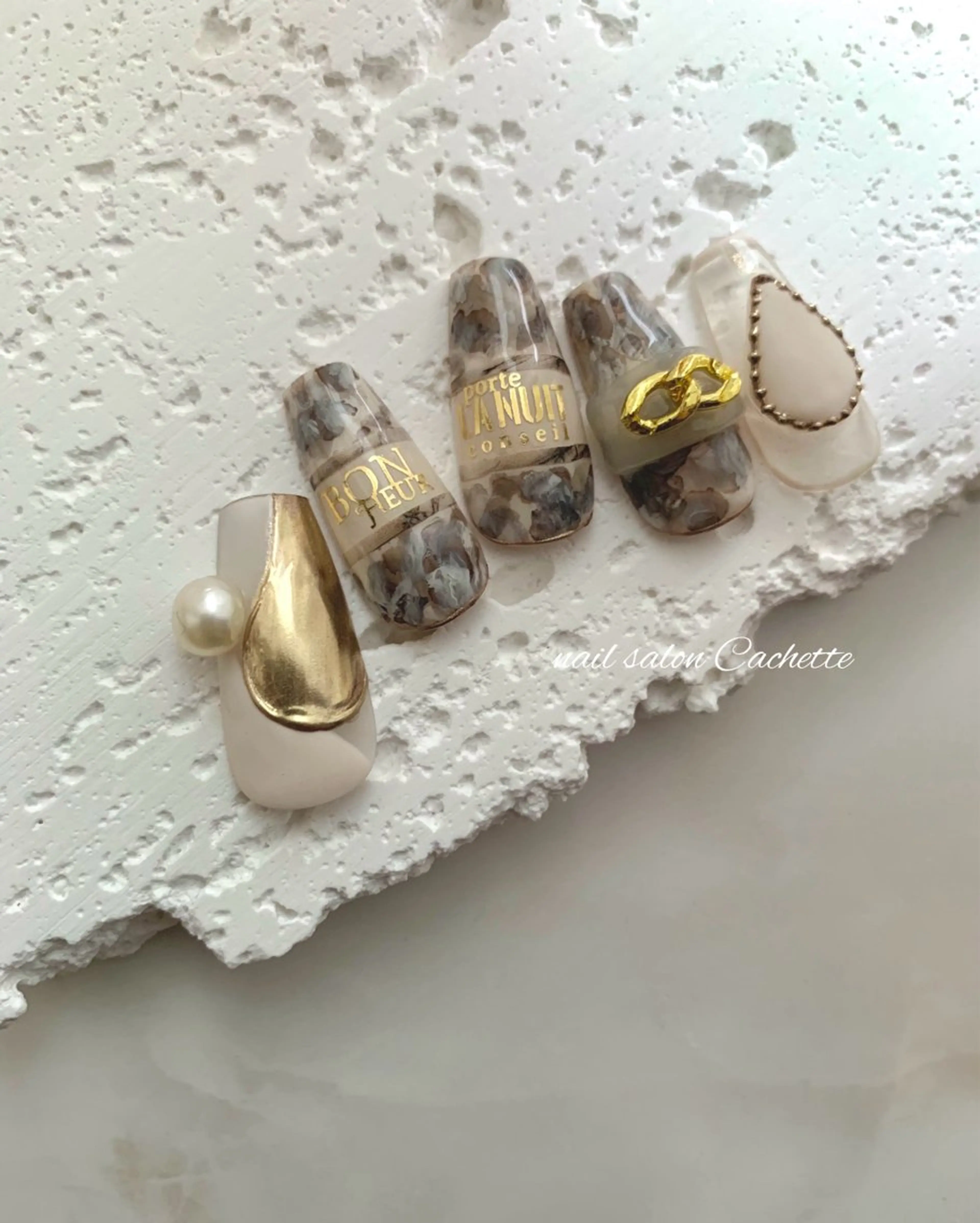 ネイル ✧Cachette✧ YUKARIのネイルデザイン