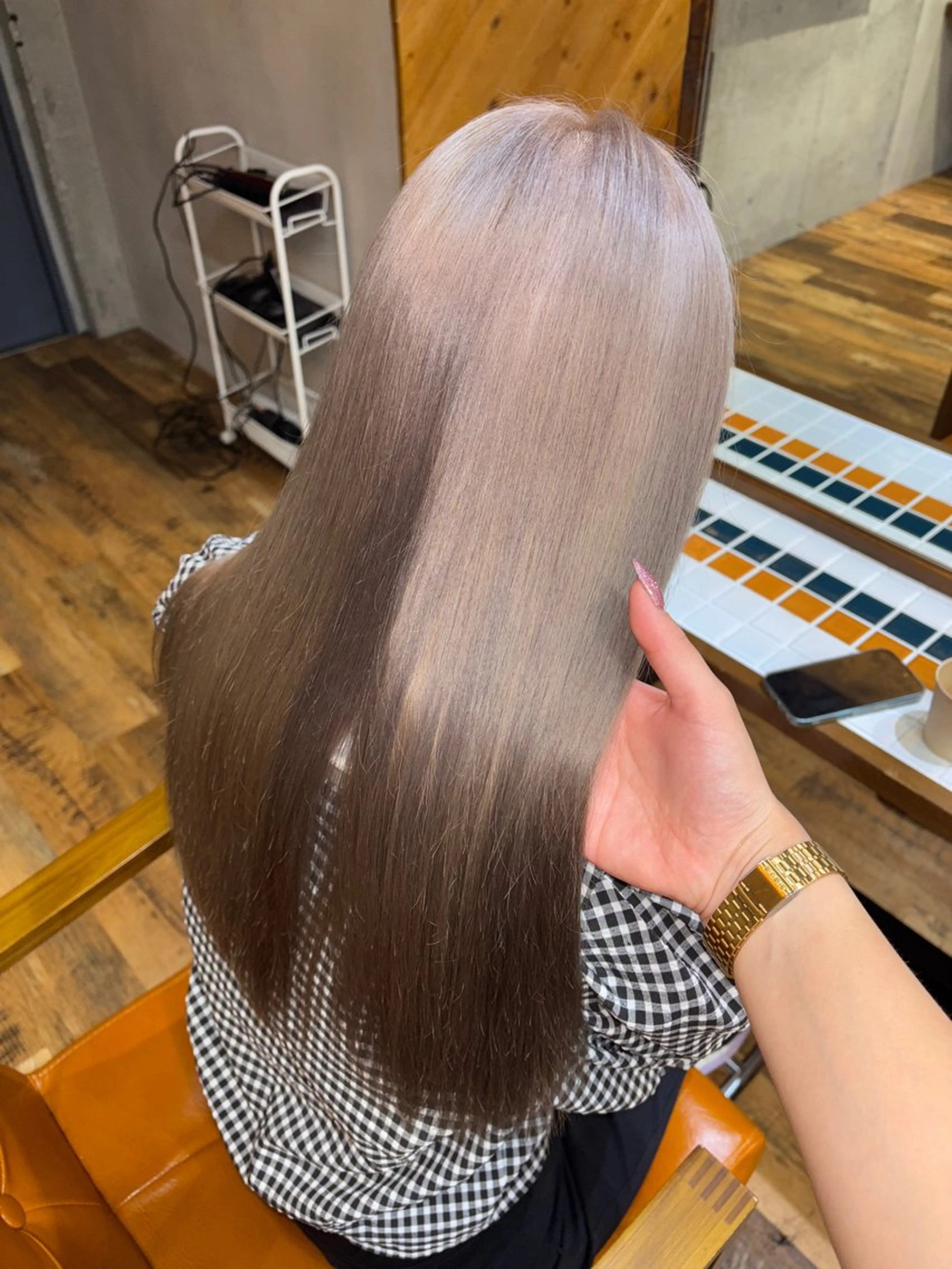 【新規】ケアブリーチ（リタッチメニュー）＋カラー＋3step トリートメントの写真
