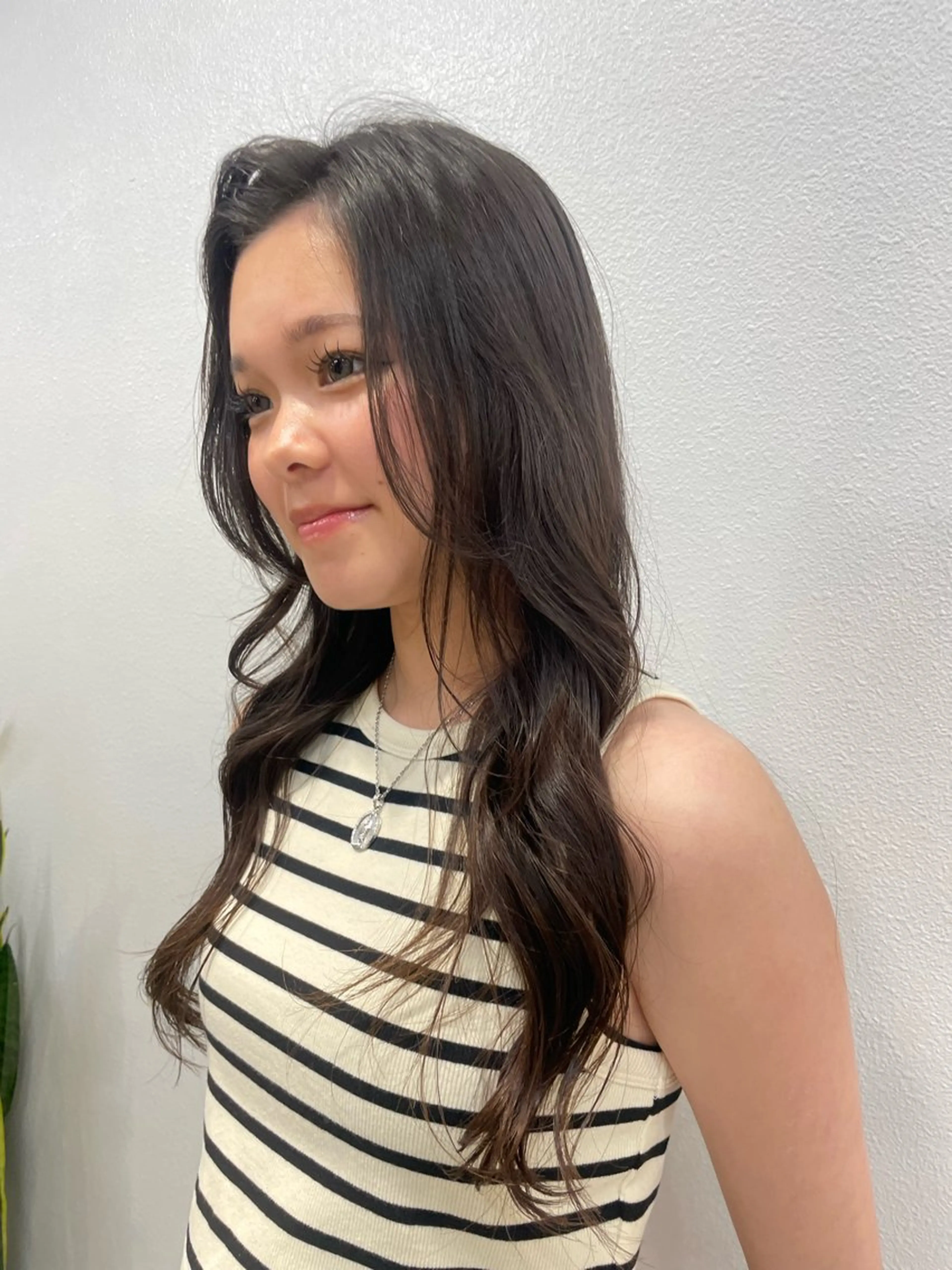 セミロング 近藤 理子のヘアスタイル