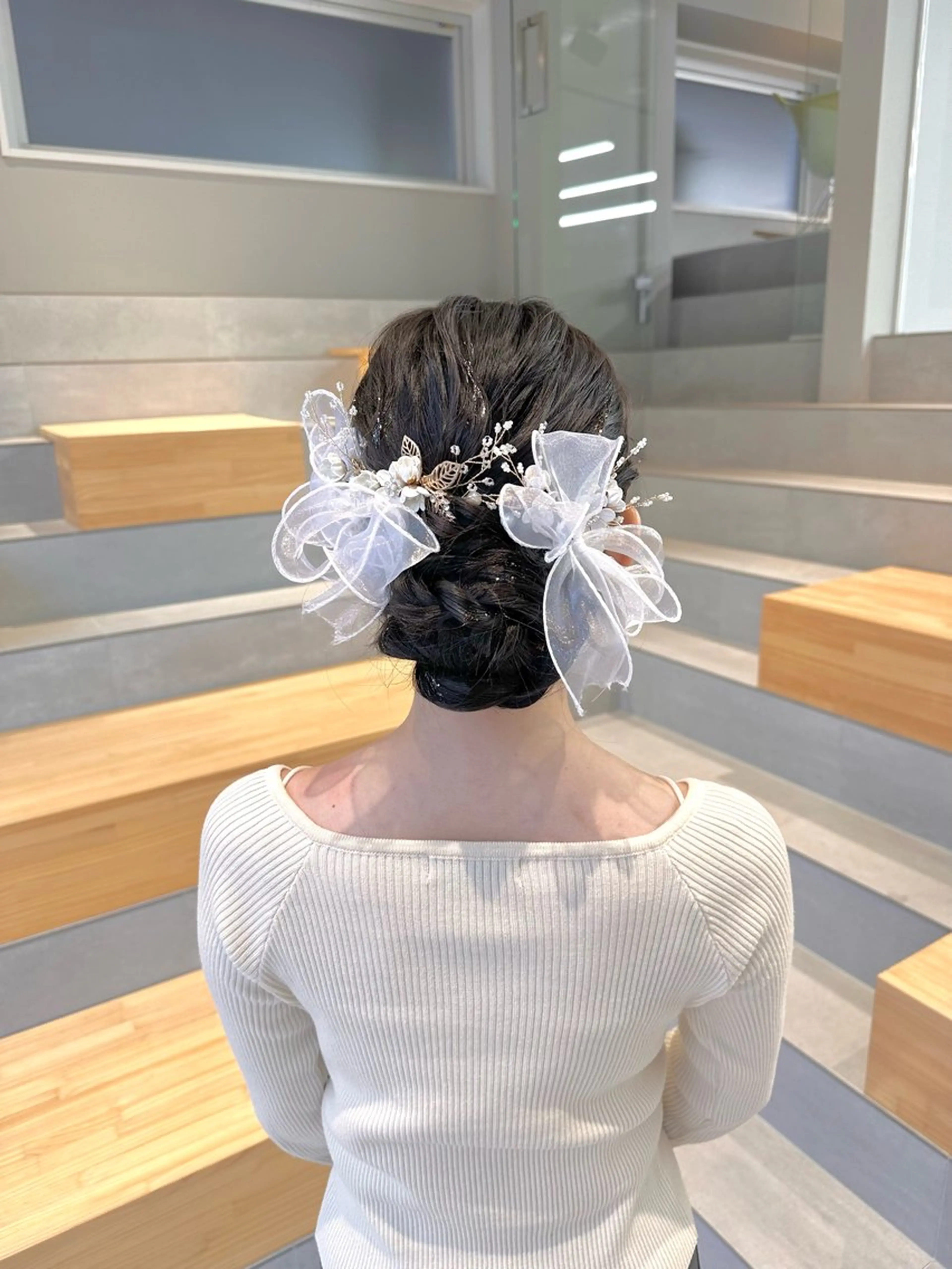 ロング ヘアアレンジ 卒業式のヘアスタイル ヘアセット 染谷 遥花のヘアスタイル