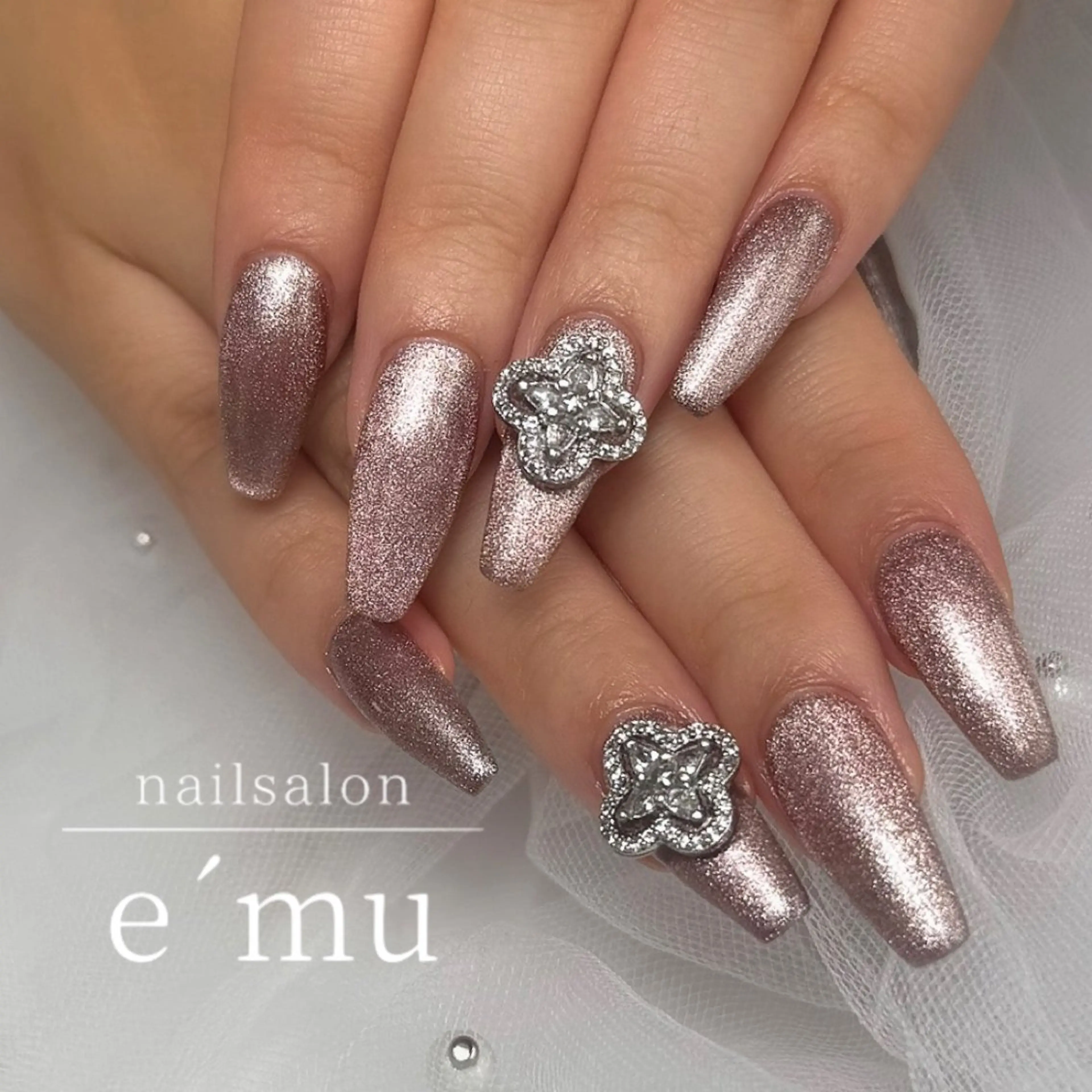 ネイル マグネットネイル ハンドネイル nailsalon e´muのネイルデザイン