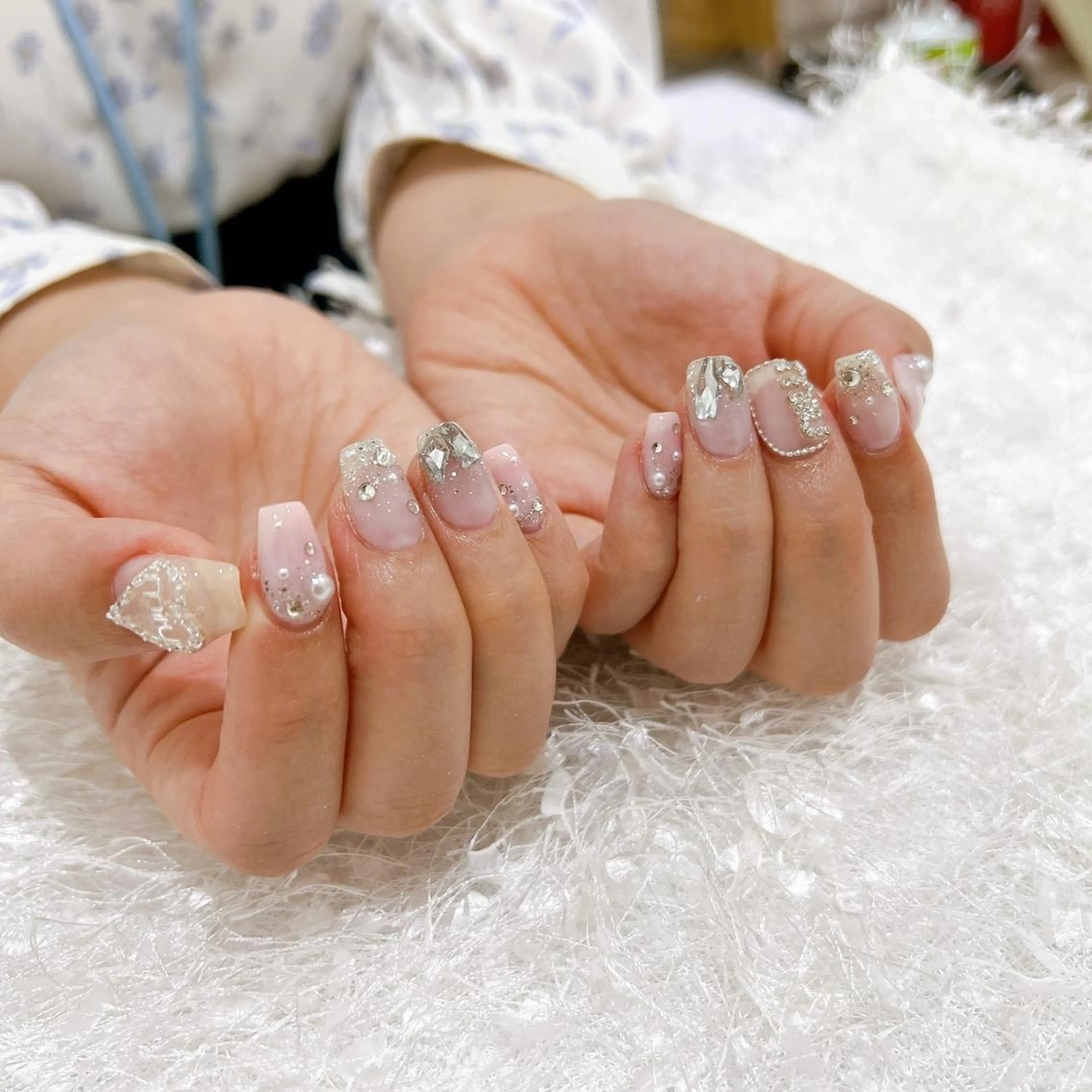 ネイル 長さ出し ジェルネイル グラデーション 韓国ネイル マグネットネイル ハンドネイル Nail&eye Belire 新宿のネイルデザイン