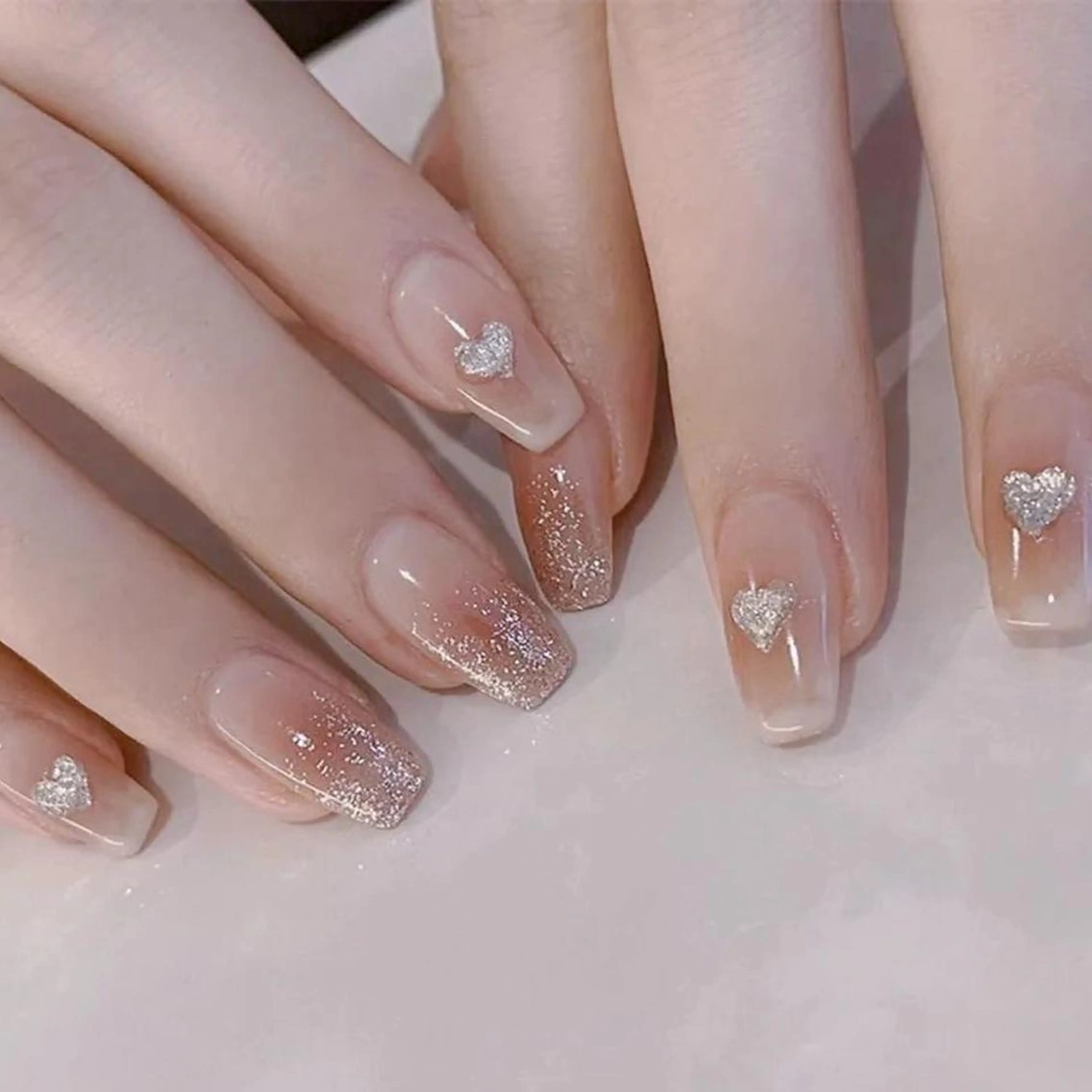 ネイル lucky シュウのネイルデザイン