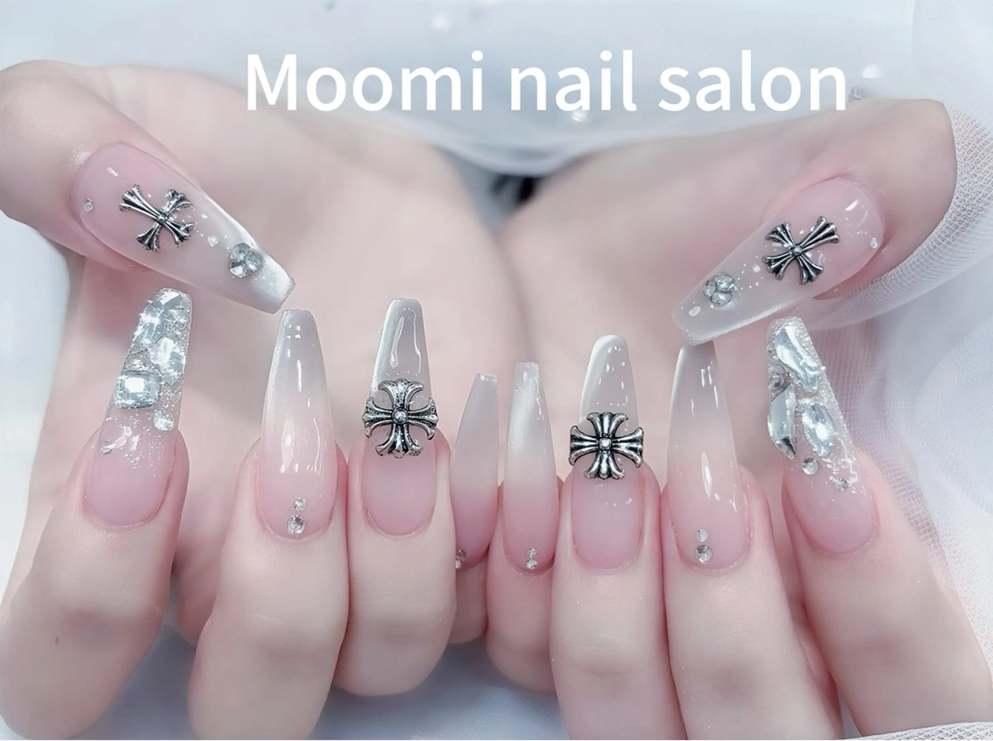 ネイル ハンドネイル Moomi nail salon新宿所属・Moomi nail salonのネイルデザイン