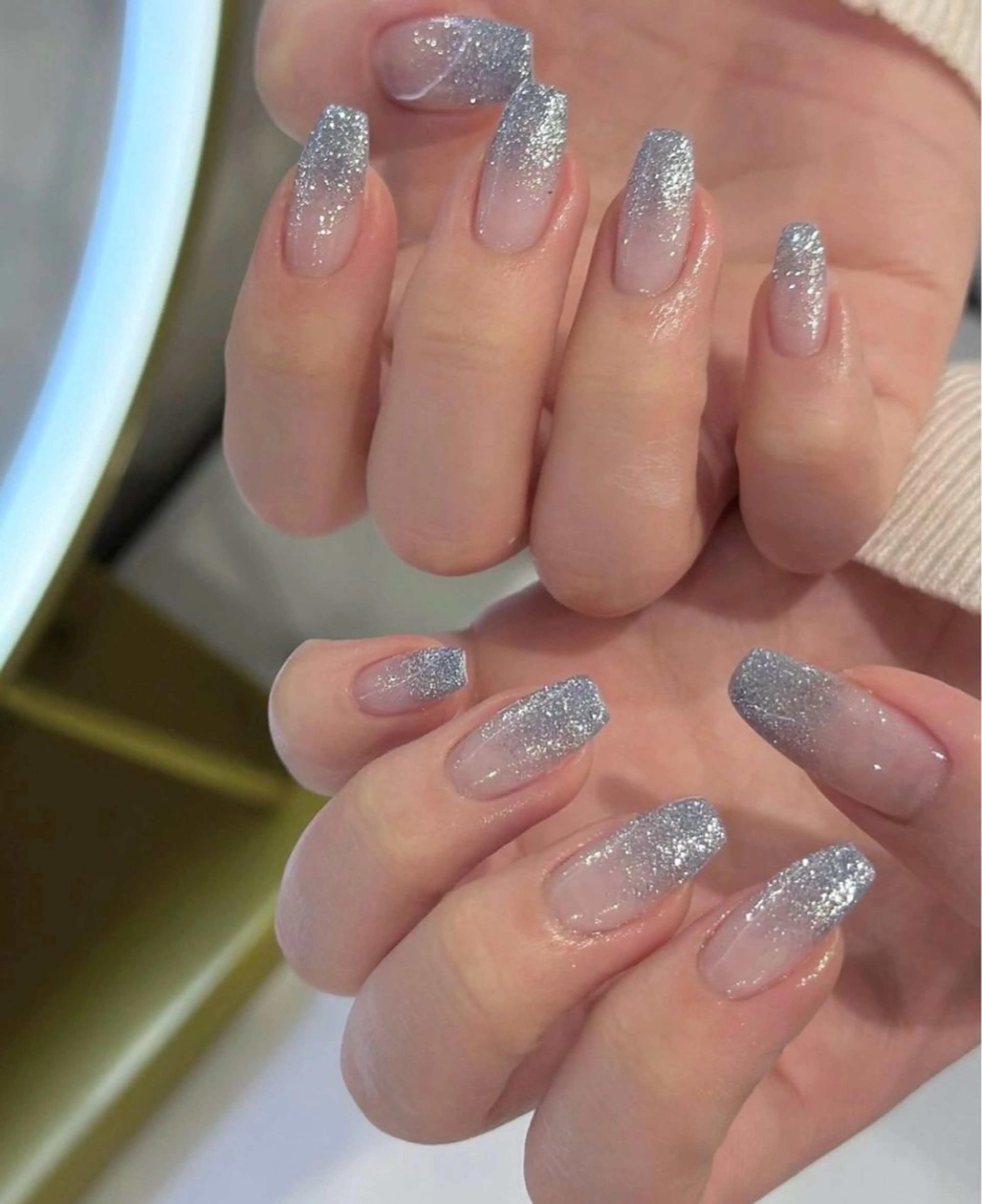 ネイル 長さ出し フレンチネイル グラデーション 卒業式 マグネットネイル MIHANA NAILのネイルデザイン