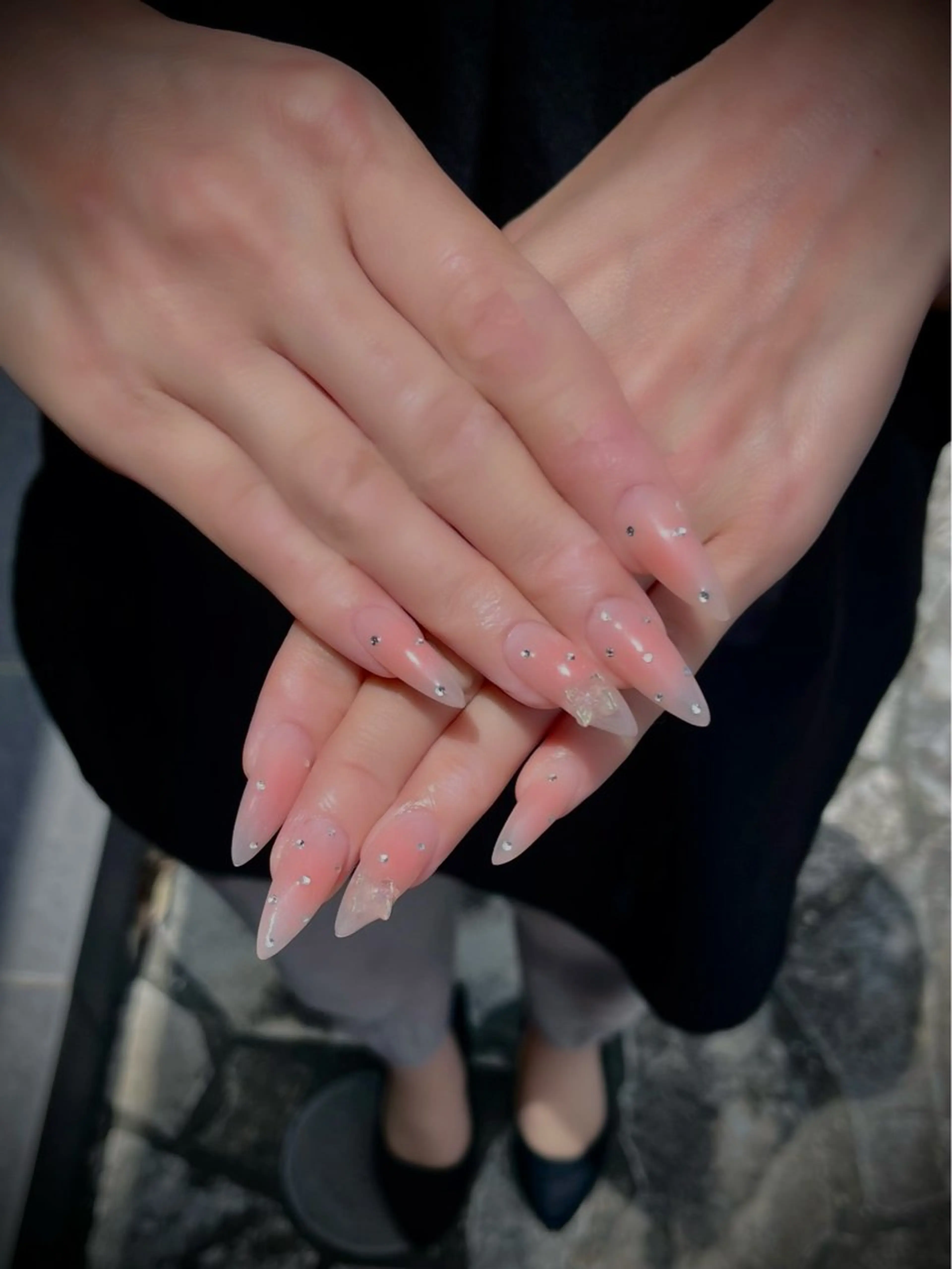ネイル フットネイル キラキラネイル マグネットネイル ワンカラーネイル スカルプネイル nine.🦋 YUKOのネイルデザイン