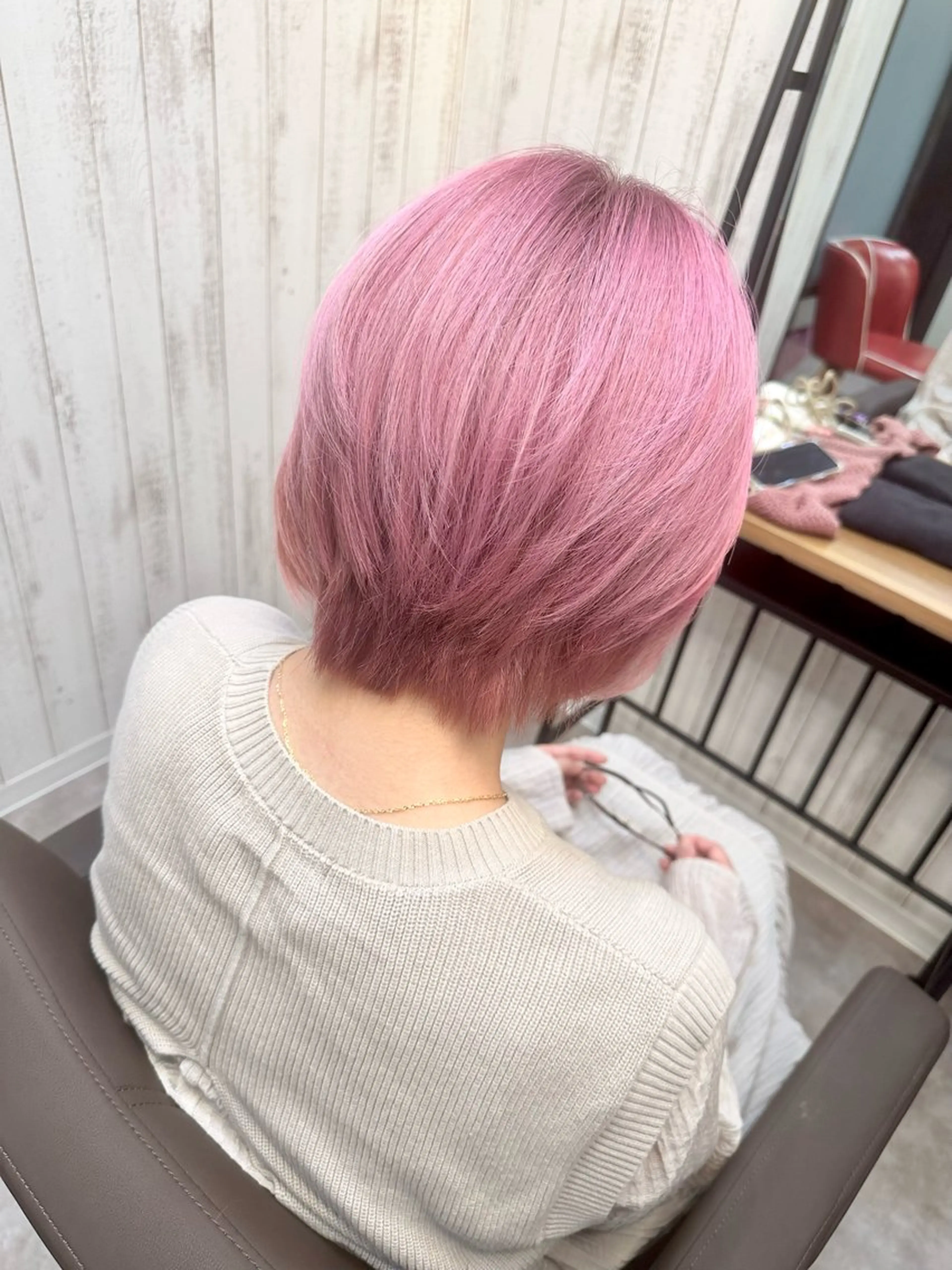 ショート ショートヘア カット ヘアカラー ブリーチ特化🎖️ピ ンクカラー高橋さやかのヘアスタイル