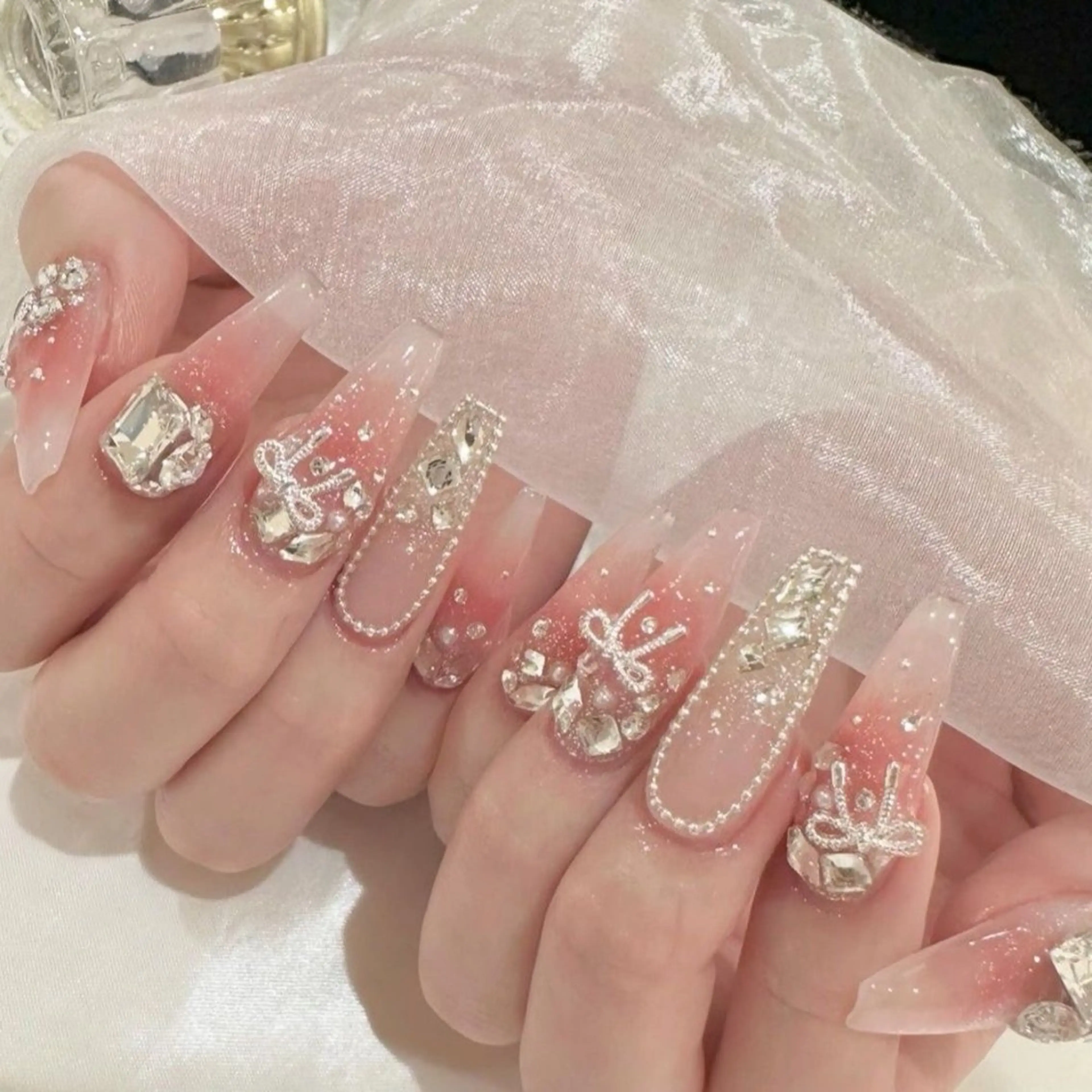 ロング ハンドネイル は !のネイルデザイン