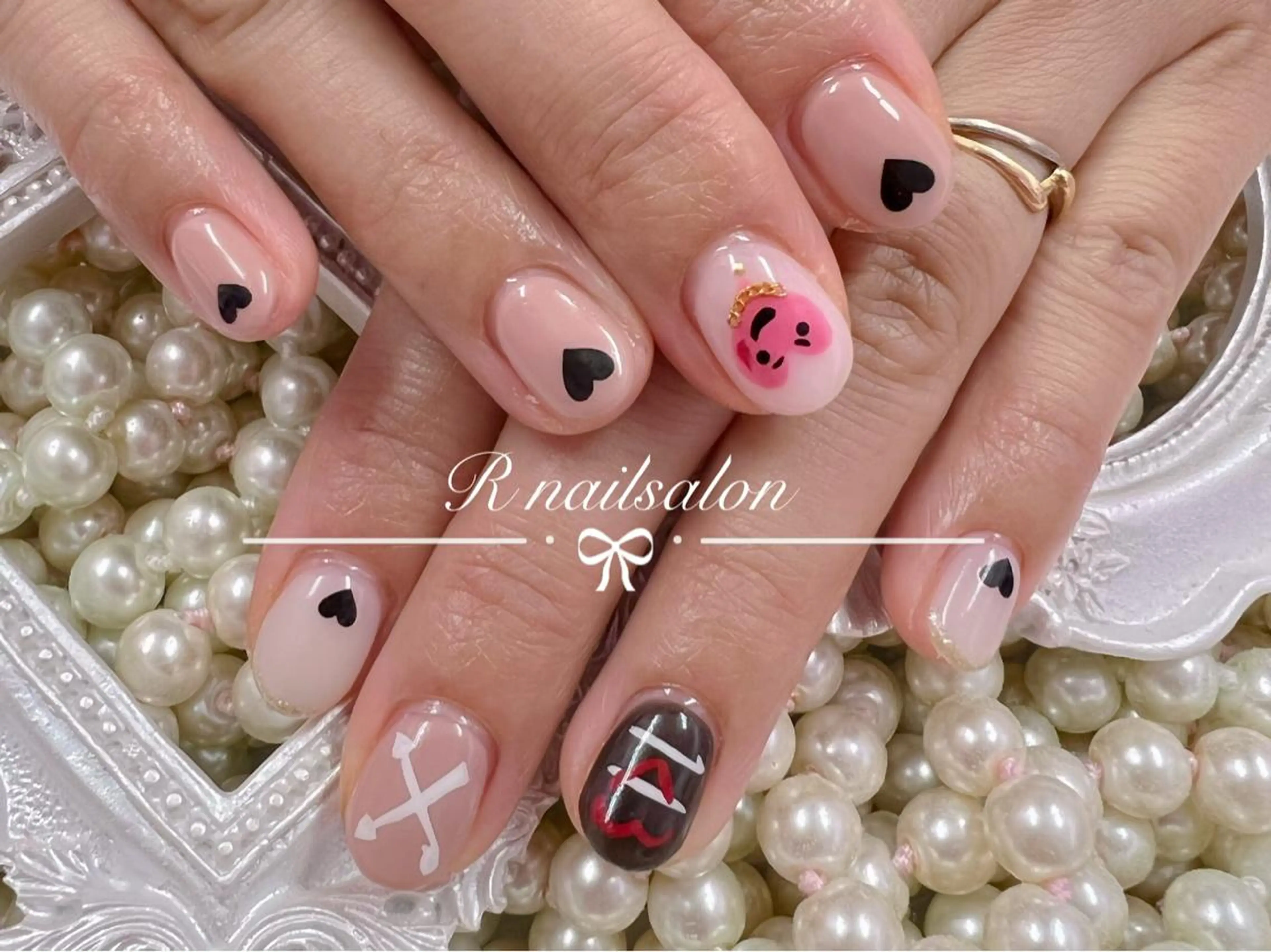 ショート ハンドネイル R NAILSALONのネイルデザイン