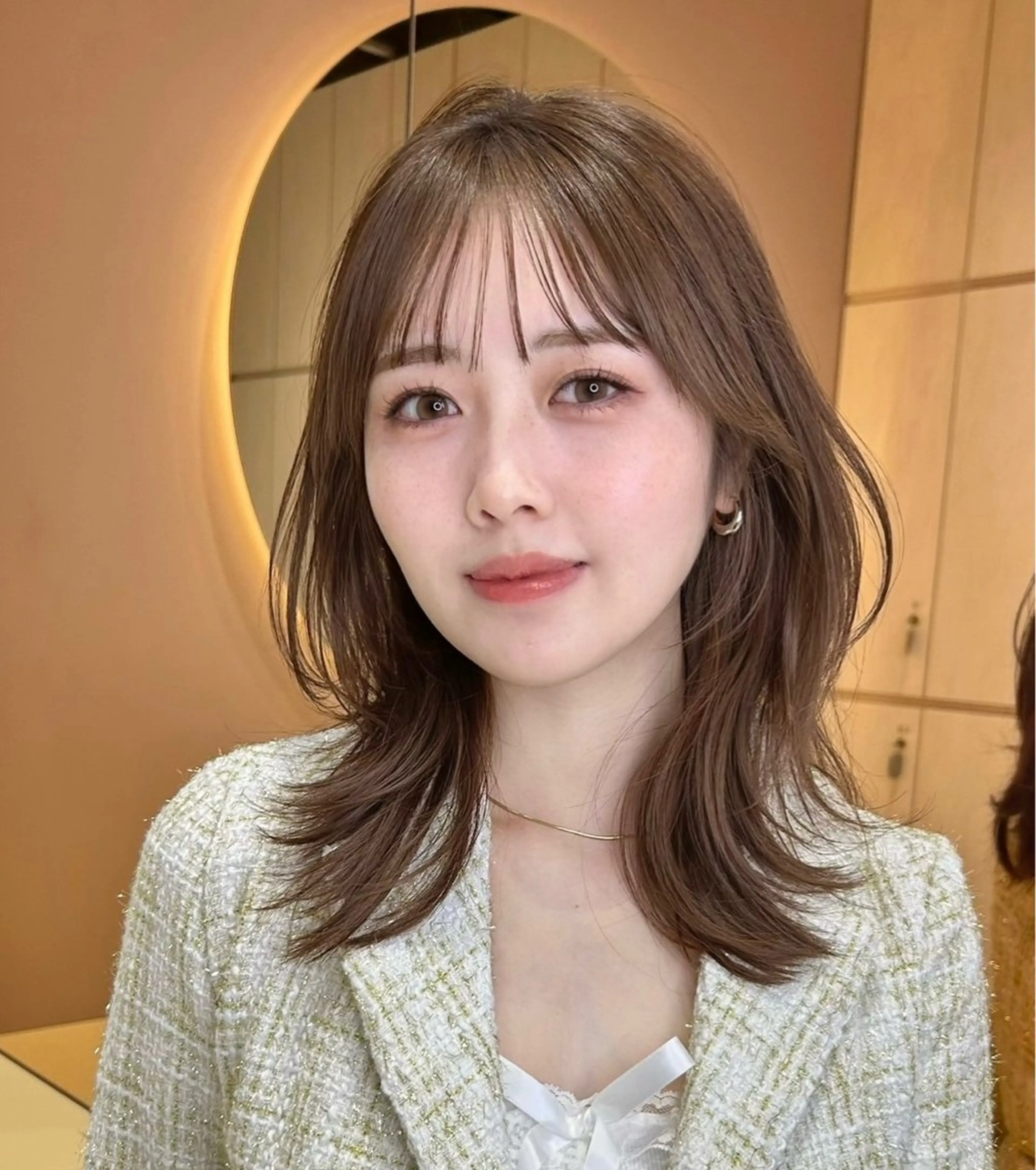 セミロング くびれヘア レイヤーカット 大和田拓夢 /縮毛矯正/艶髪ボブのヘアスタイル