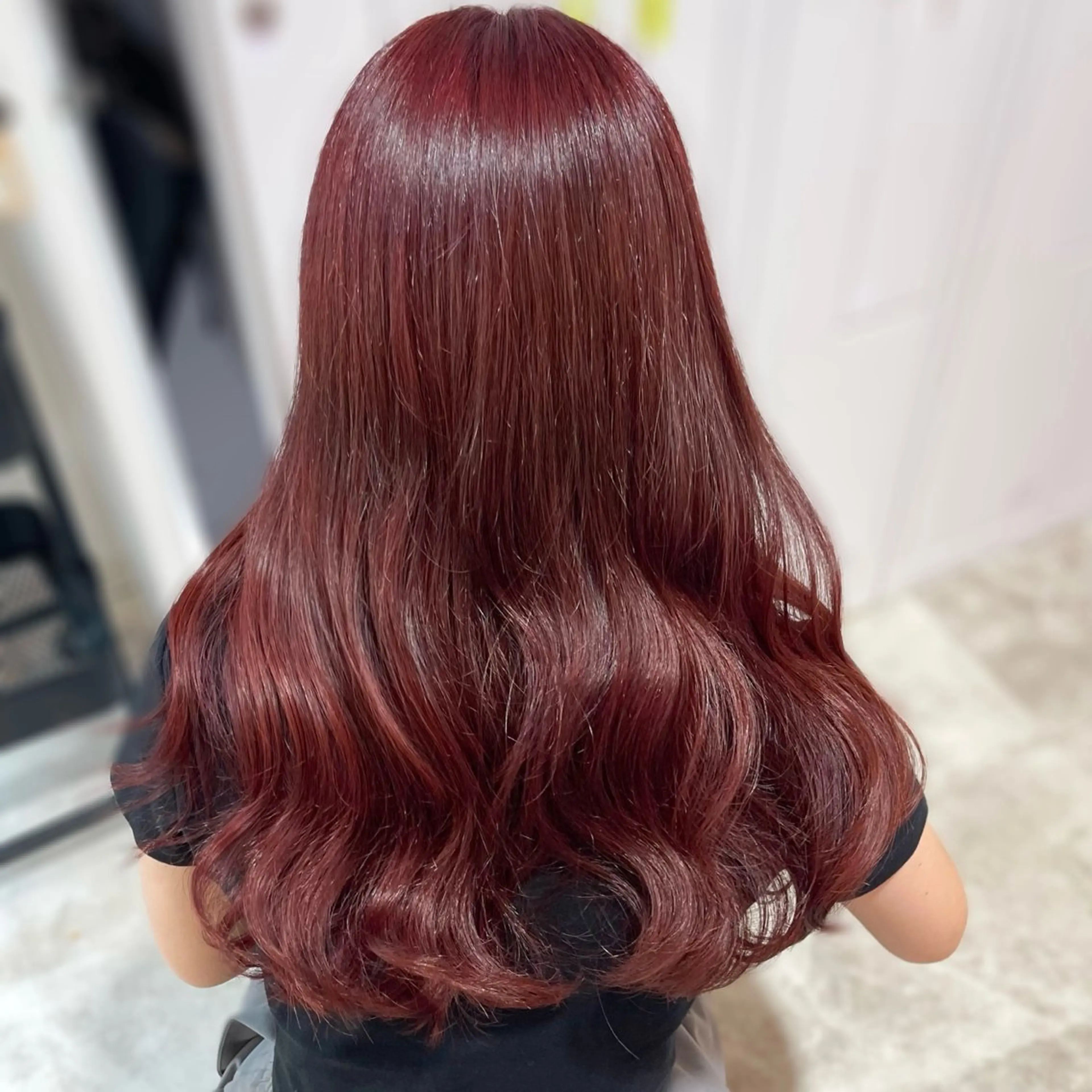 ロング カラー ブリーチ ダブルカラー ブリーチなしカラー レッドカラー カット ヘアカラー レイヤー/暖色/ ミルクティー/マリアのヘアスタイル