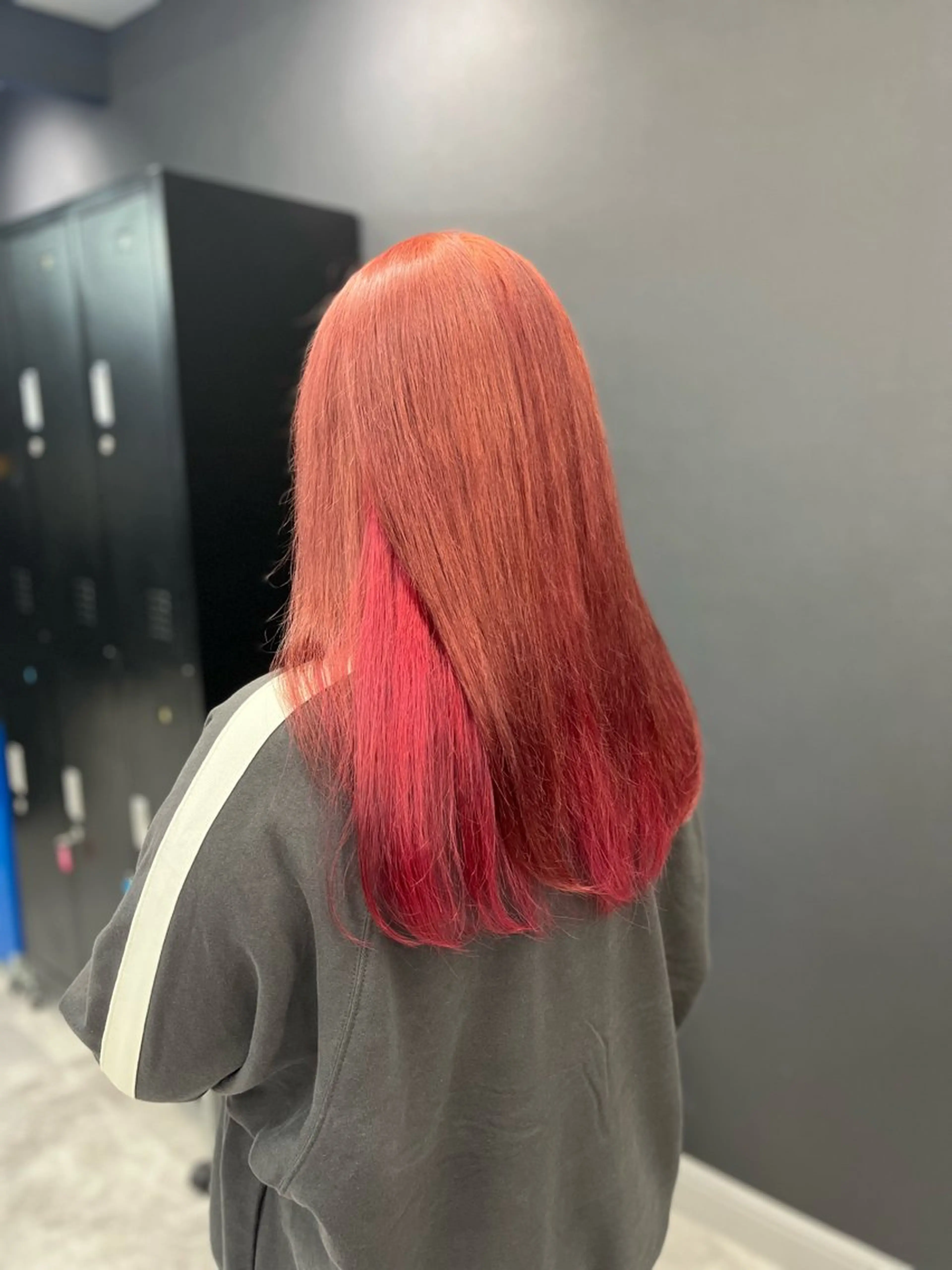 セミロング カラー ブラウンカラー ダブルカラー インナーカラー レッドカラー レッドブラウン ヘアカラー トリートメント White梅田  ／ COCOのヘアスタイル