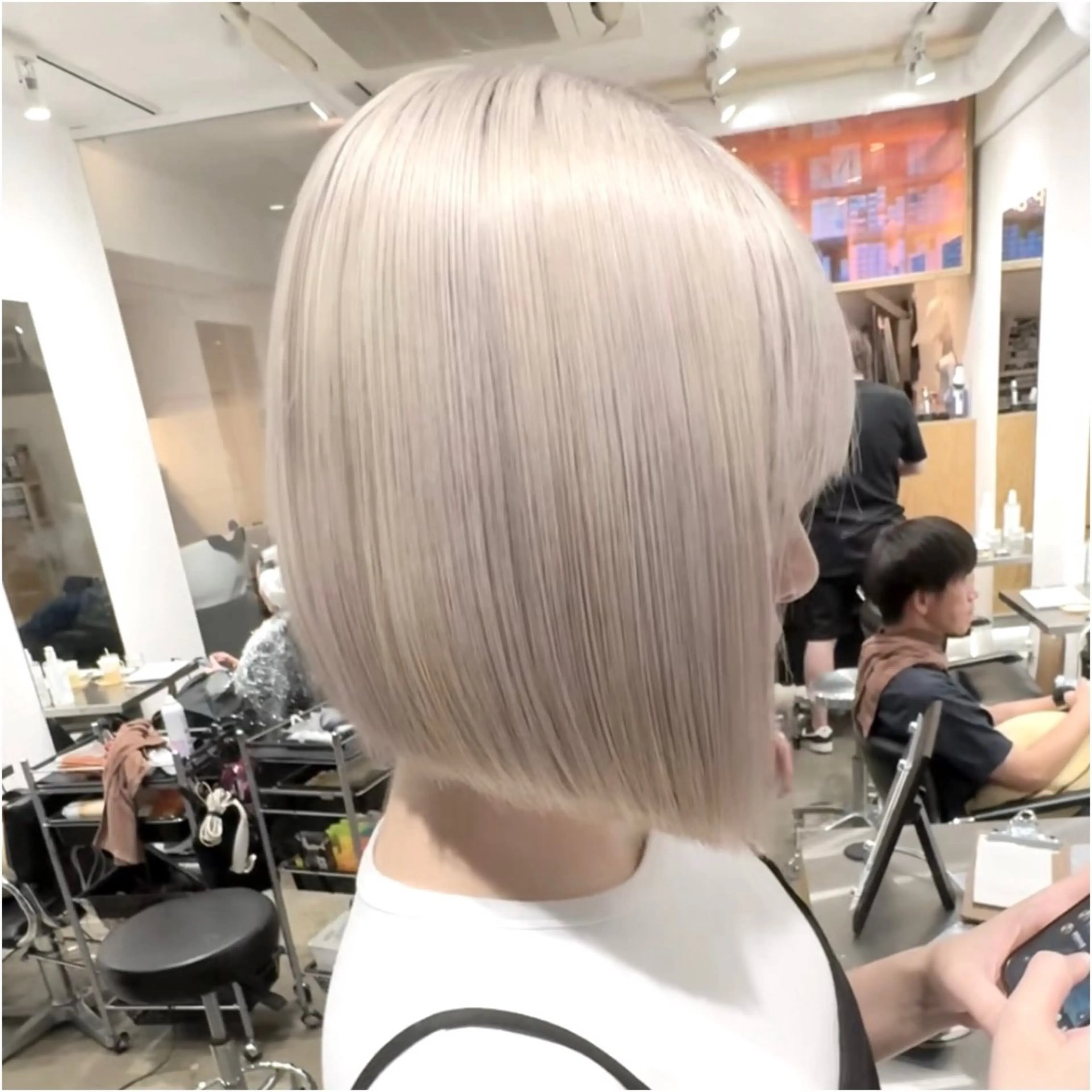 ショート カラー ヘアカラー トリートメント 圧倒的なケアブリーチ /髪質改善🩵松田のヘアスタイル
