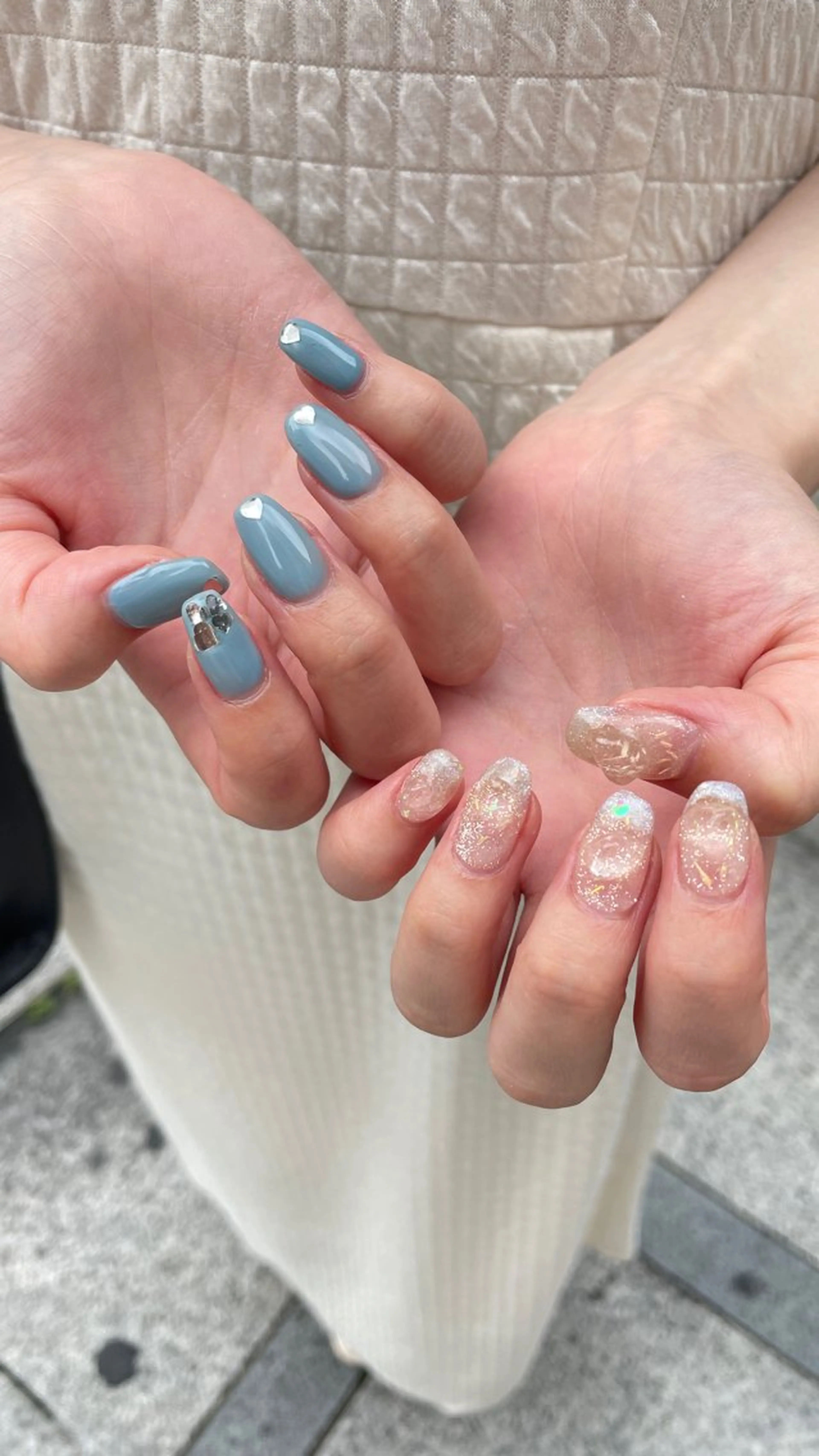 ネイル ハート ニュアンスネイル シルバー ハンドネイル 楢本 彩耶のネイルデザイン