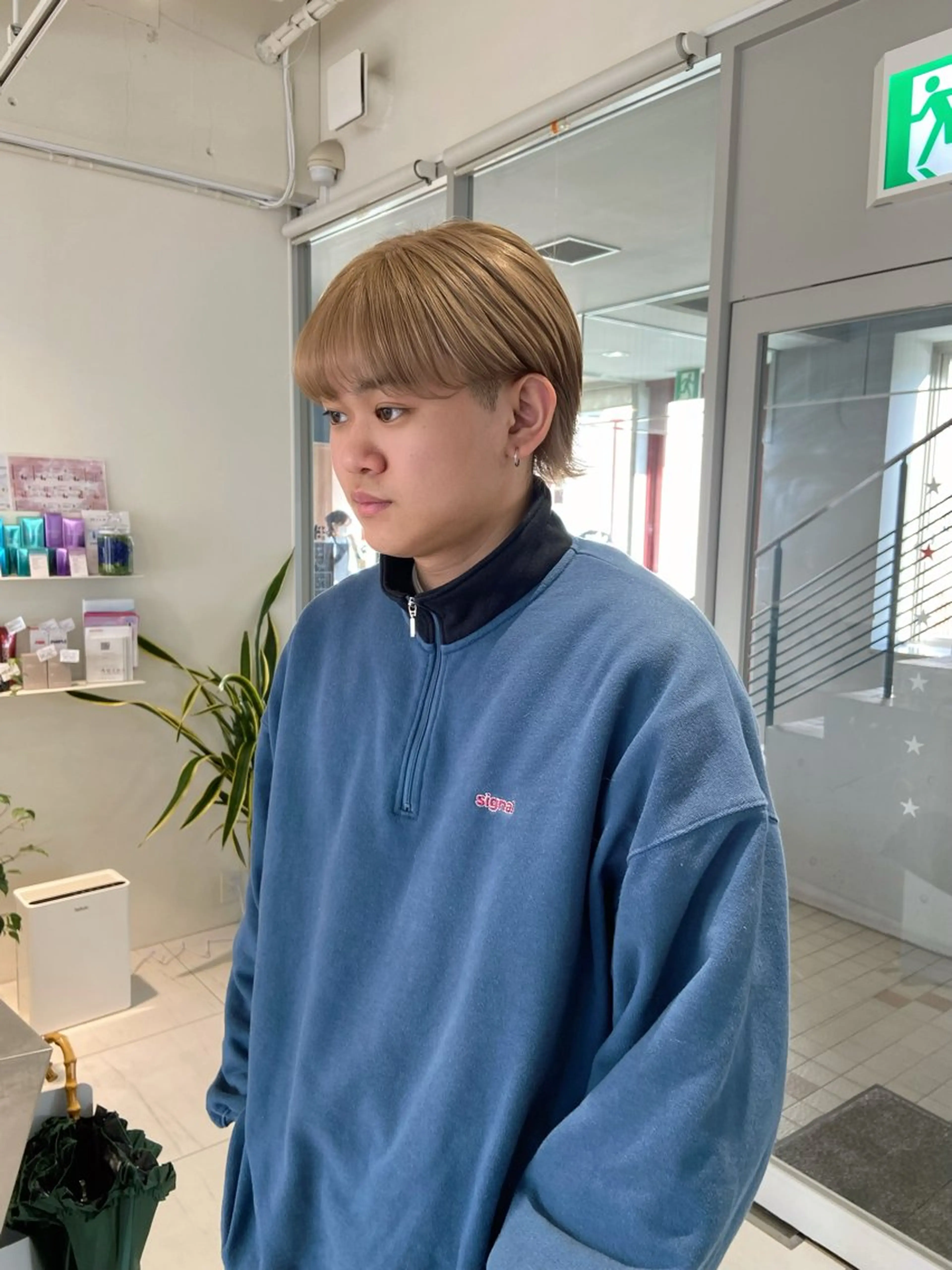 ショート カラー メンズ マッシュ シースルーマッシュ ベージュカラー ミルクティーベージュ ヘアカラー STELLA hair design salon所属・浅野 匠のヘアスタイル