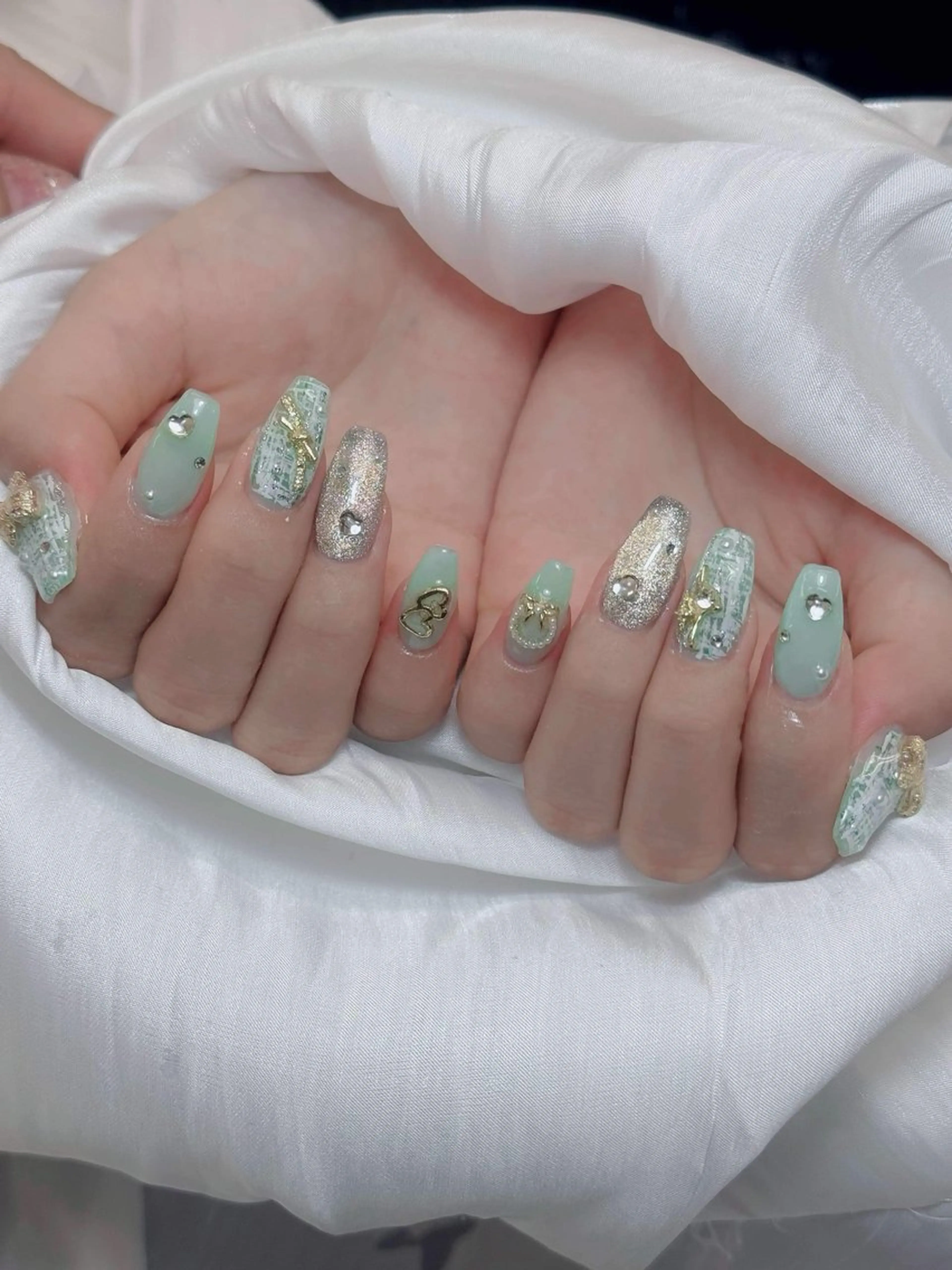 ネイル ハンドネイル ハンドケア Anh Nail 歌舞伎町のネイルデザイン