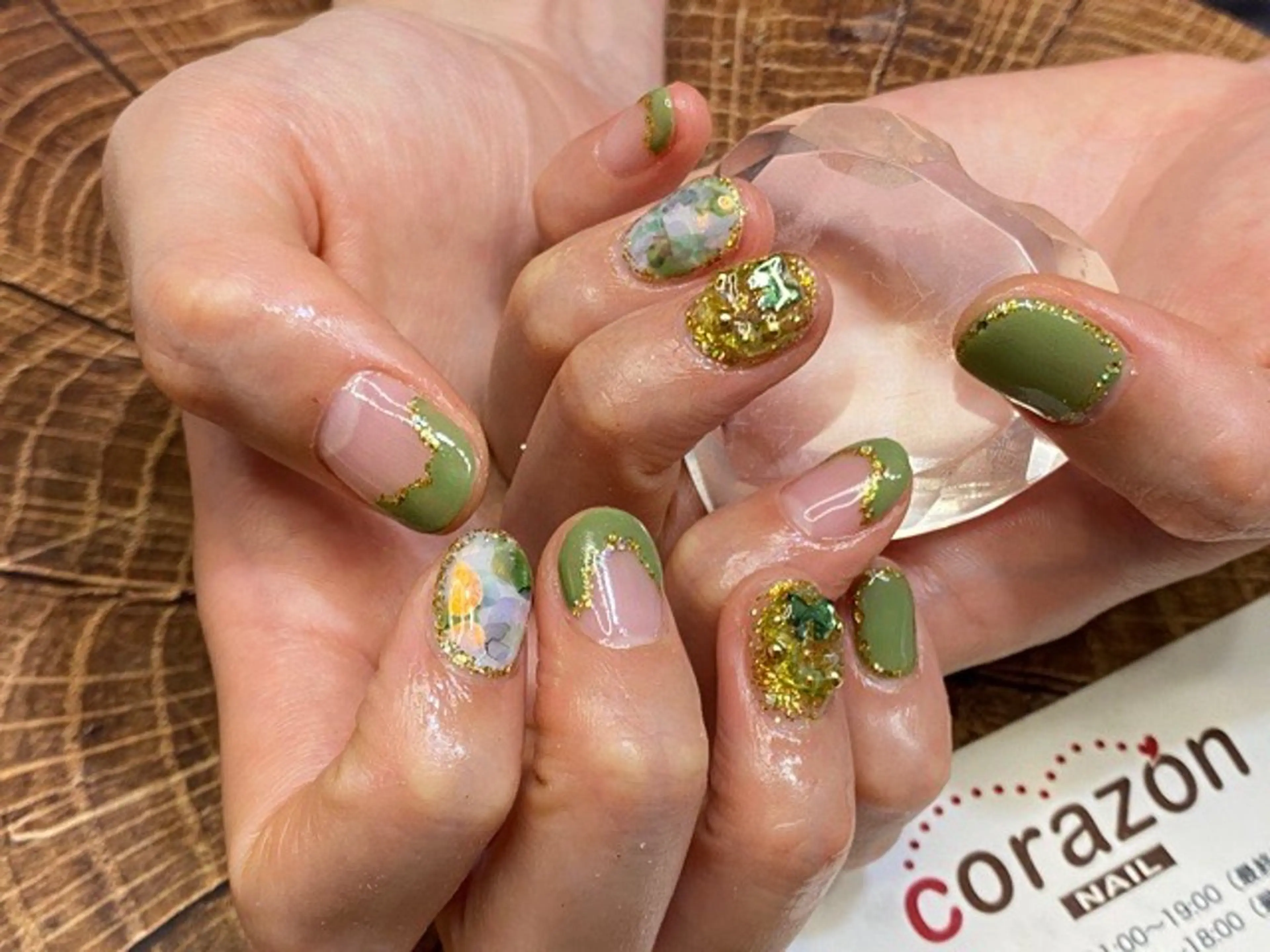 ネイル アートネイル ジェルネイル ミラーネイル 冬ネイル クリスマス corazon所属・ネイリスト aicoのネイルデザイン