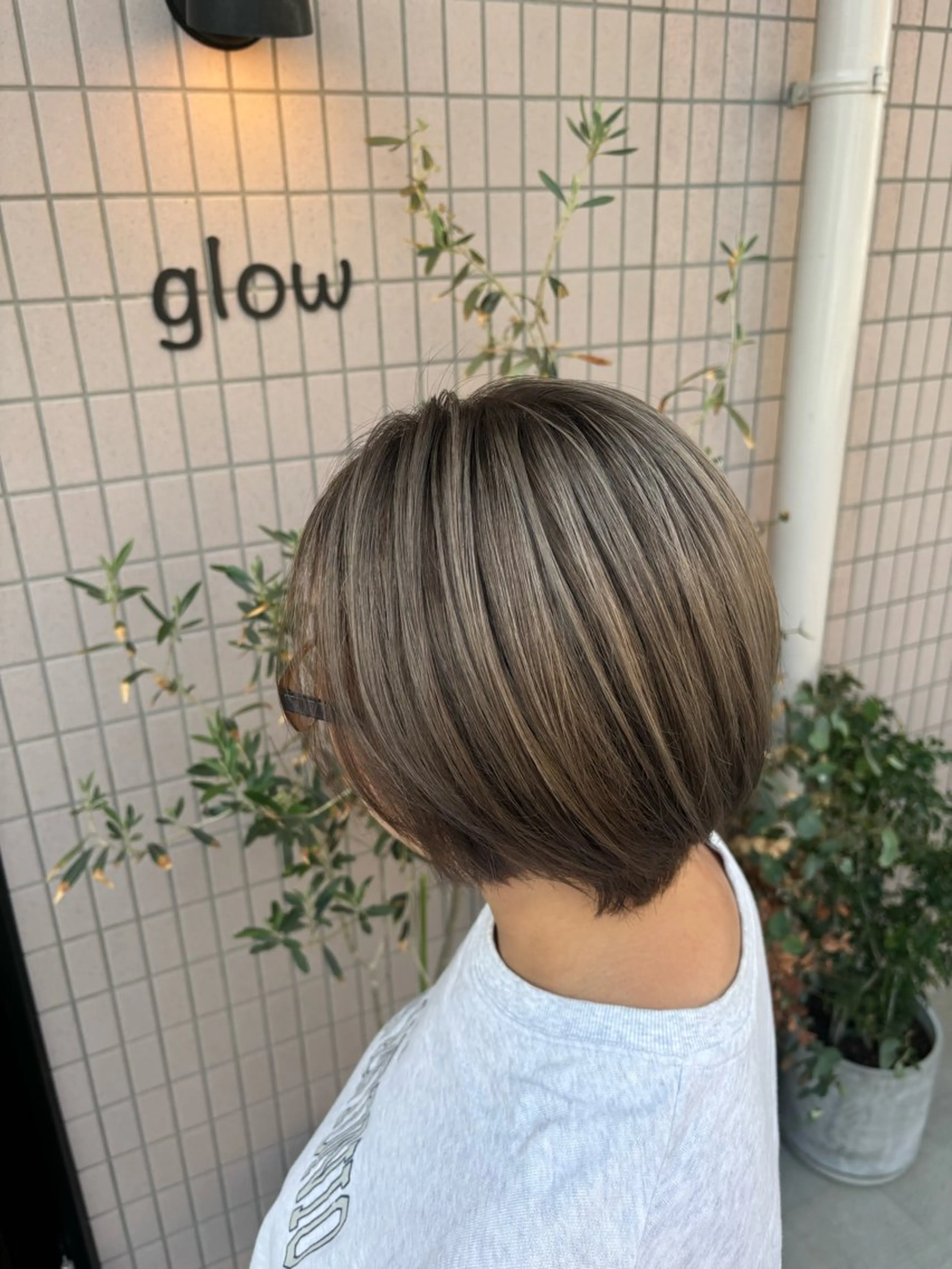 カラー ブリーチ 池野 琴乃のヘアスタイル