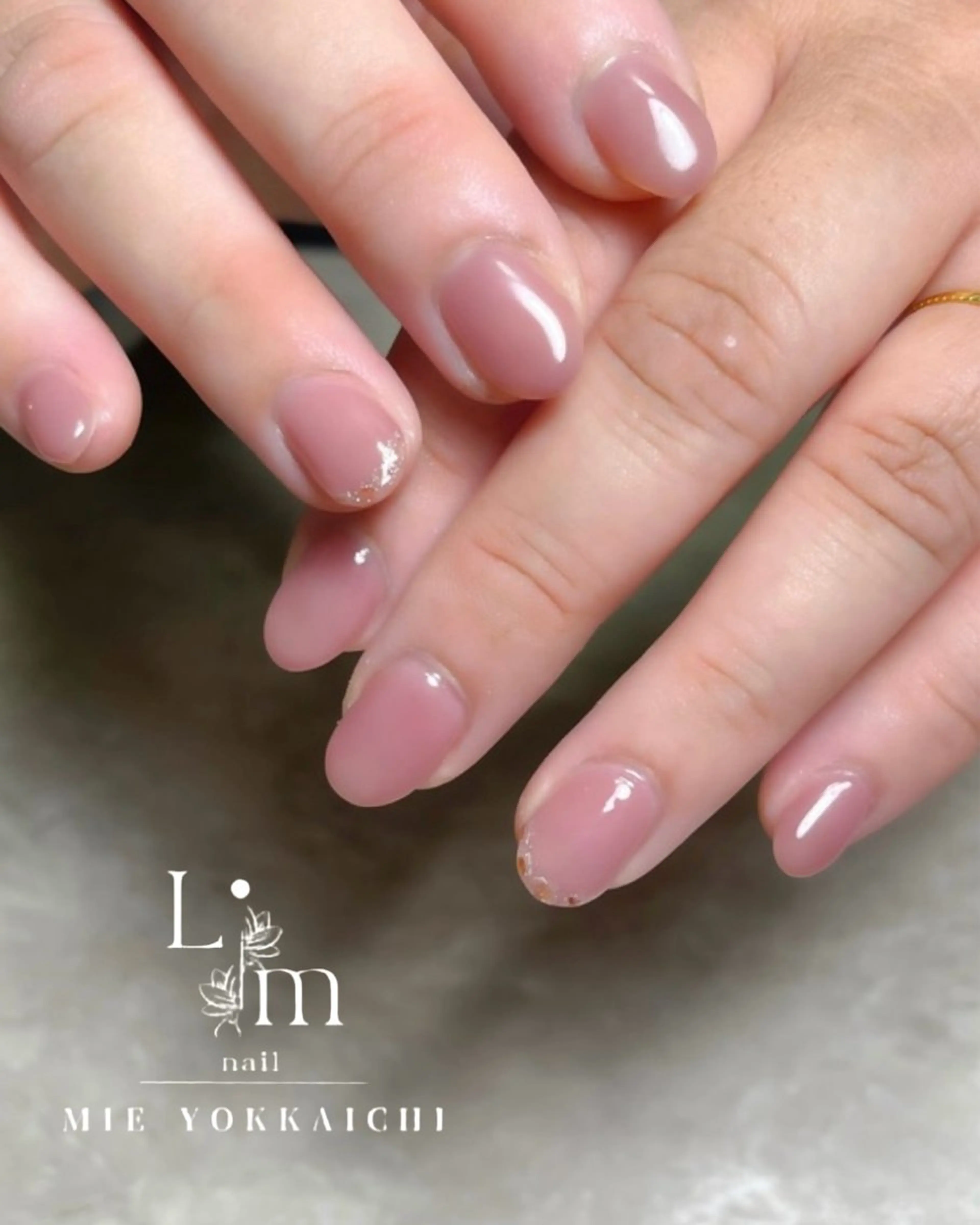 ネイル オフィスネイル シンプルネイル Li.m nail (リム ネイル)所属・Li.m nail リム ネイルのネイルデザイン