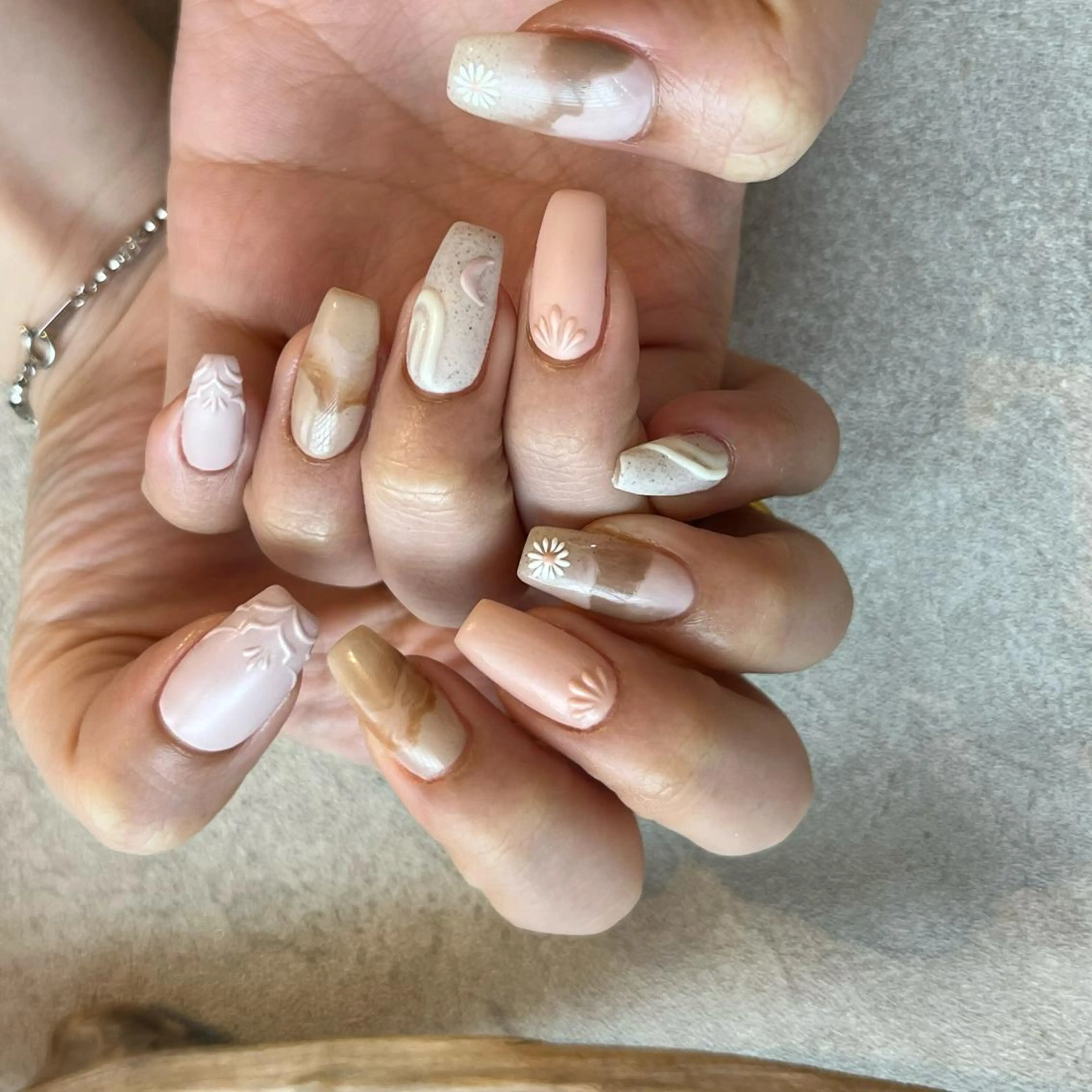 ネイル ハンドネイル Chipieee Tokyoのネイルデザイン