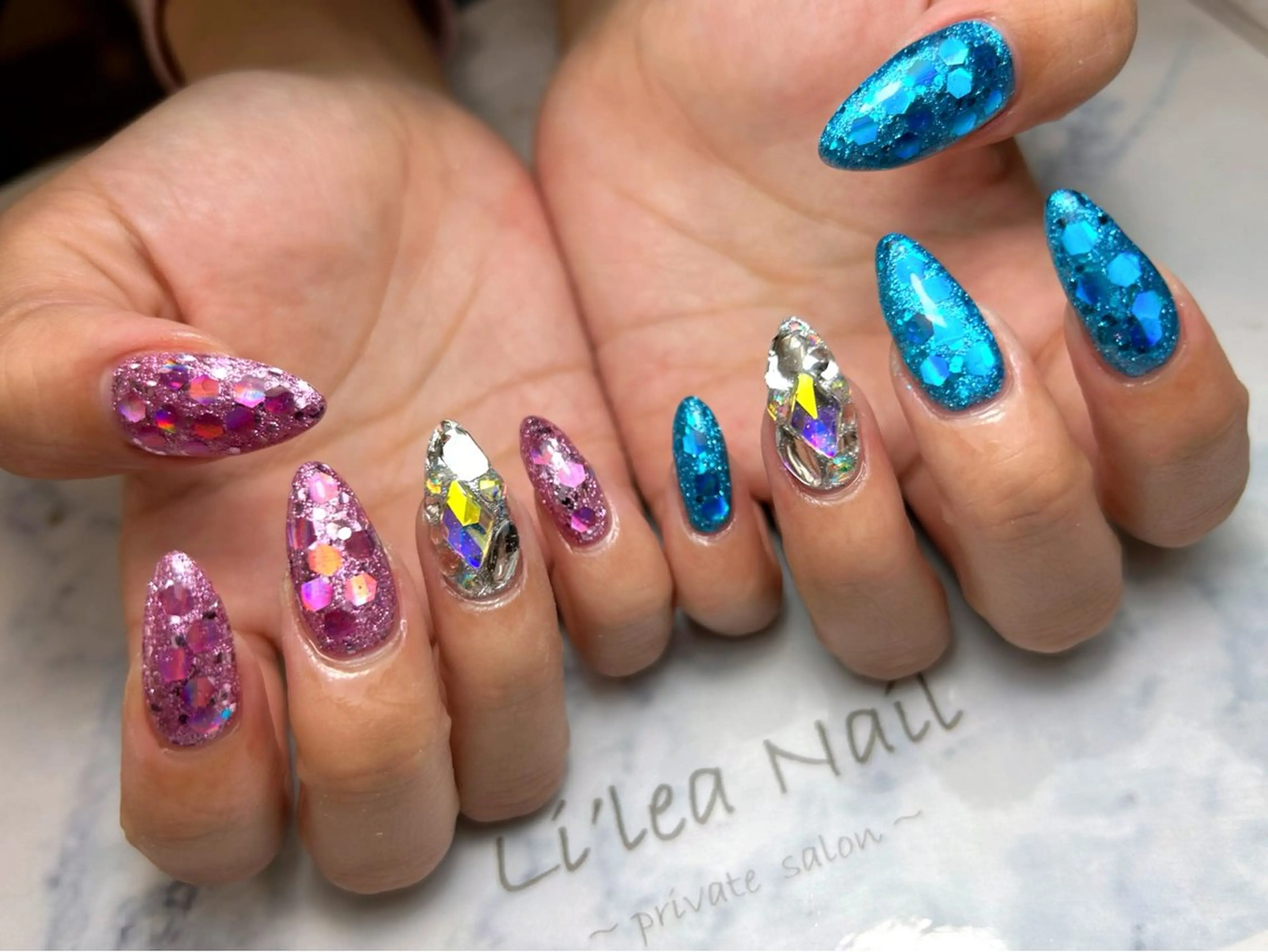 ネイル Li'leaNail AINAのネイルデザイン