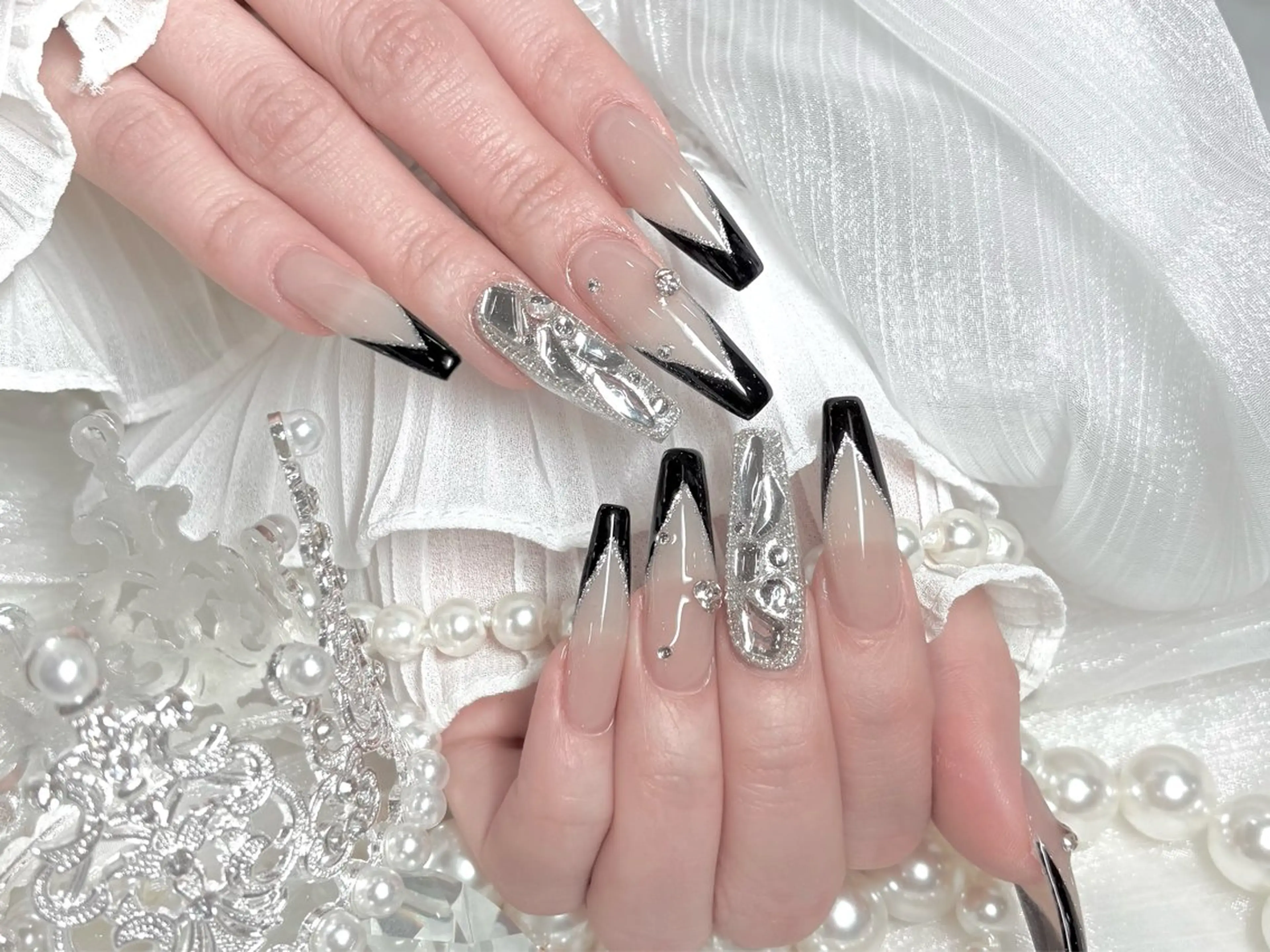 ネイル アートネイル FLY Nail Salonのネイルデザイン