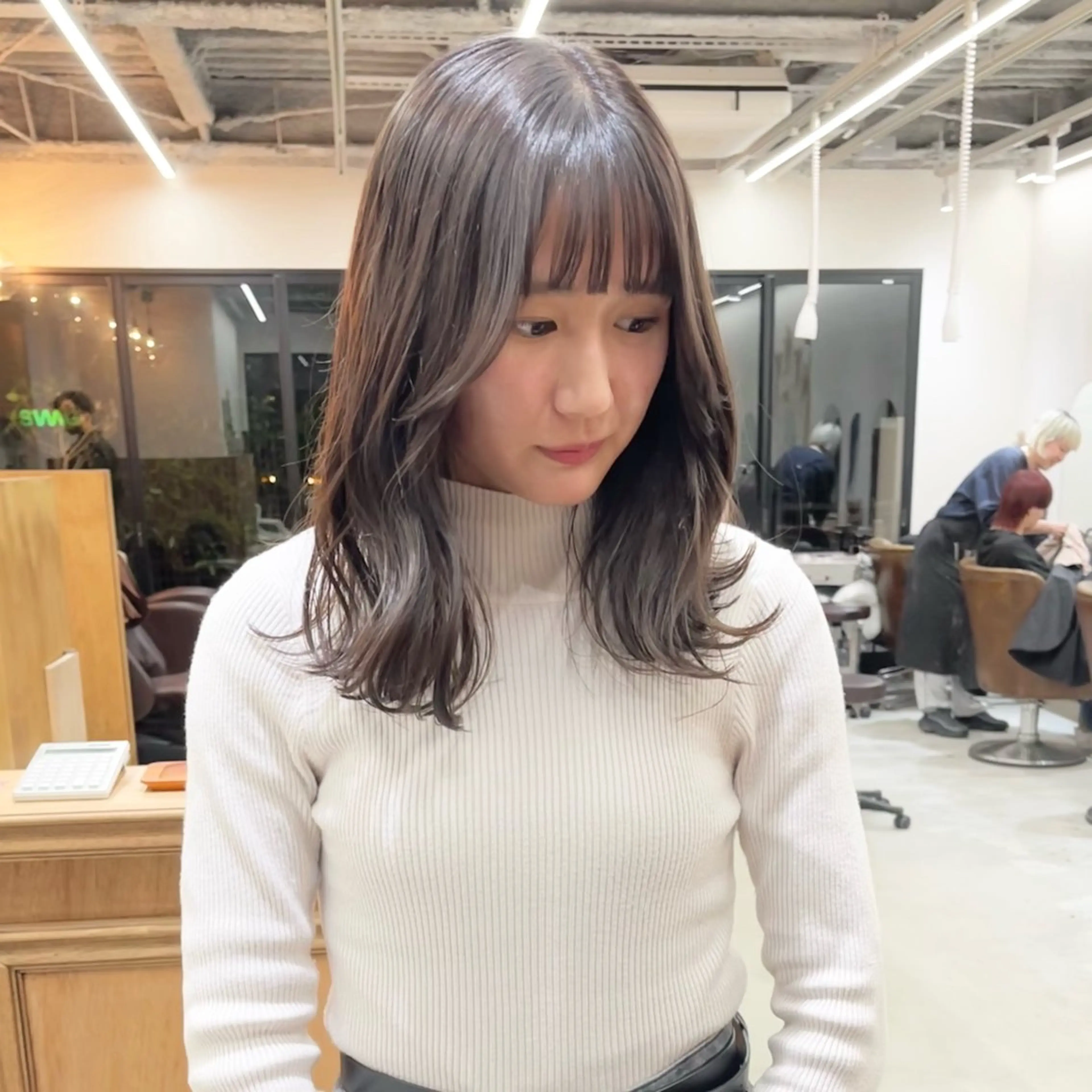 ミディアム カラー ヘアアレンジ ブリーチ 透明感カラー ブリーチなしカラー esu 心斎橋店所属・ena/ブリーチなし 心斎橋・ベージュ🎀のヘアスタイル